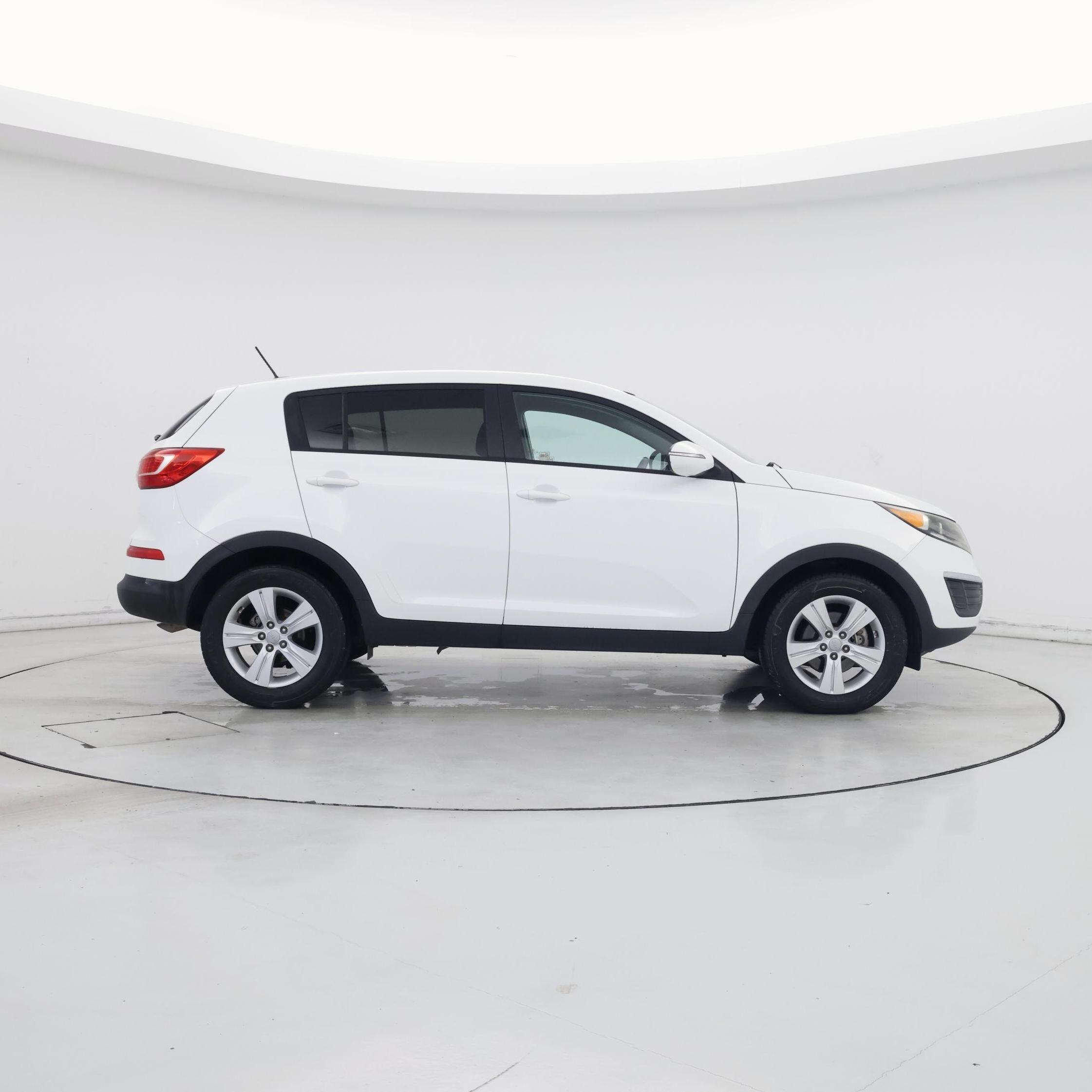 Thumbnail: 2013 Kia Sportage - 7