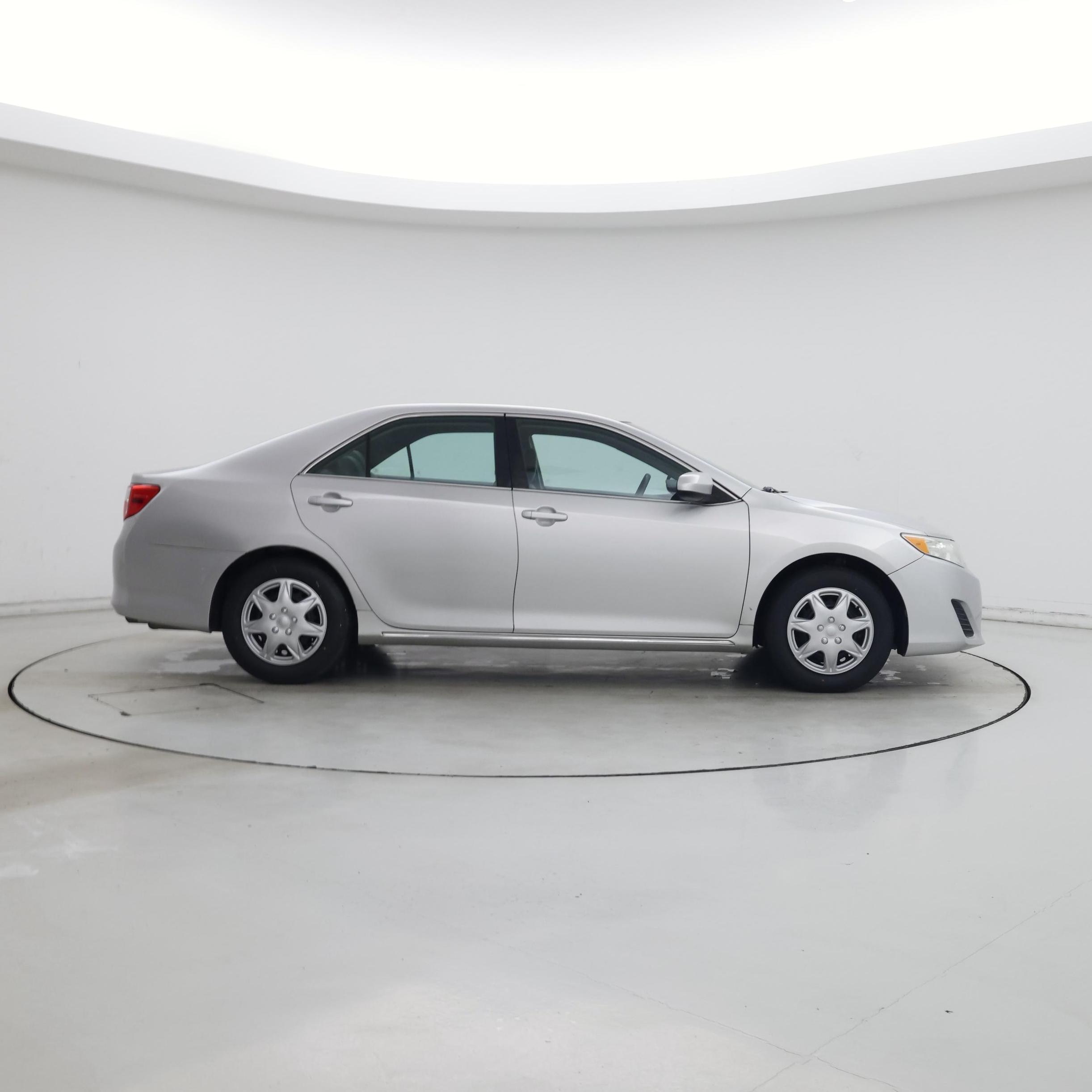 Thumbnail: 2014 Toyota Camry - 7