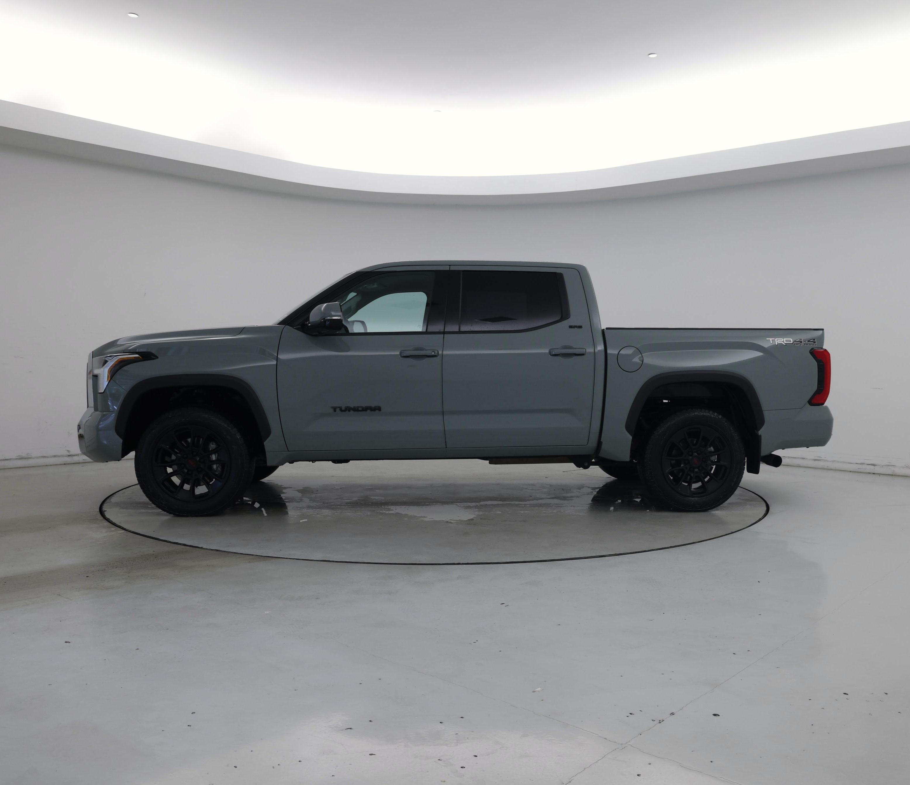 Thumbnail: 2023 Toyota Tundra - 3