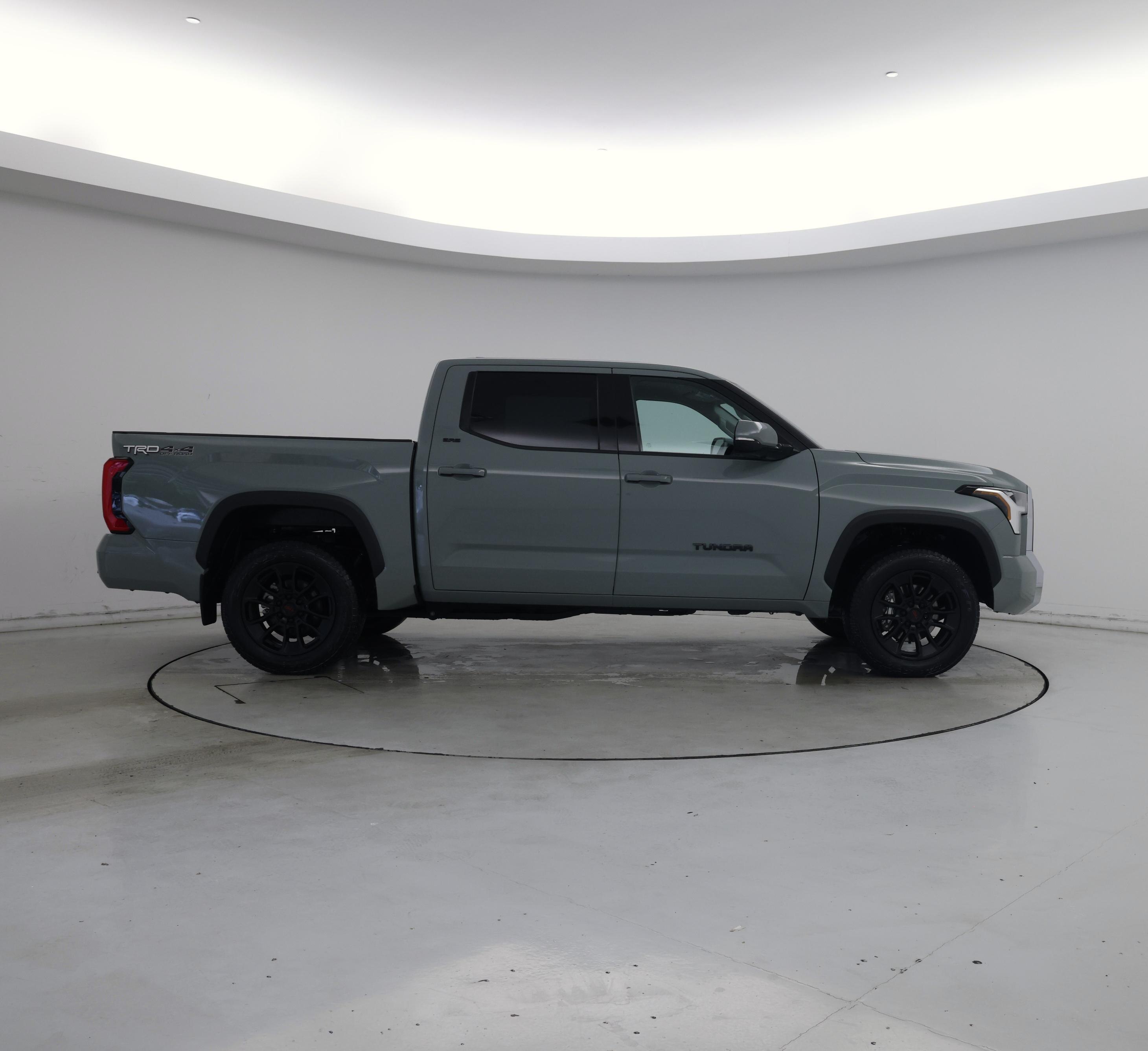 Thumbnail: 2023 Toyota Tundra - 7