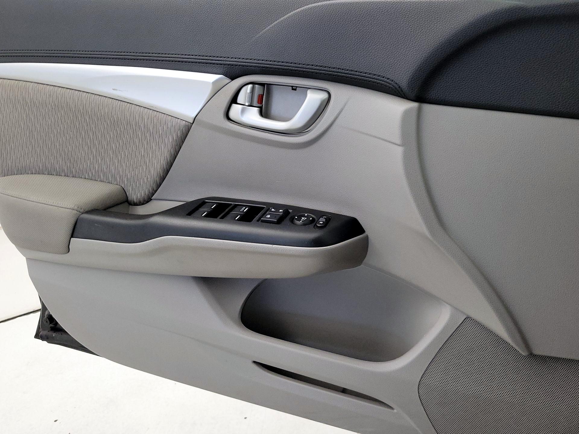 Thumbnail: 2014 Honda Civic - 12