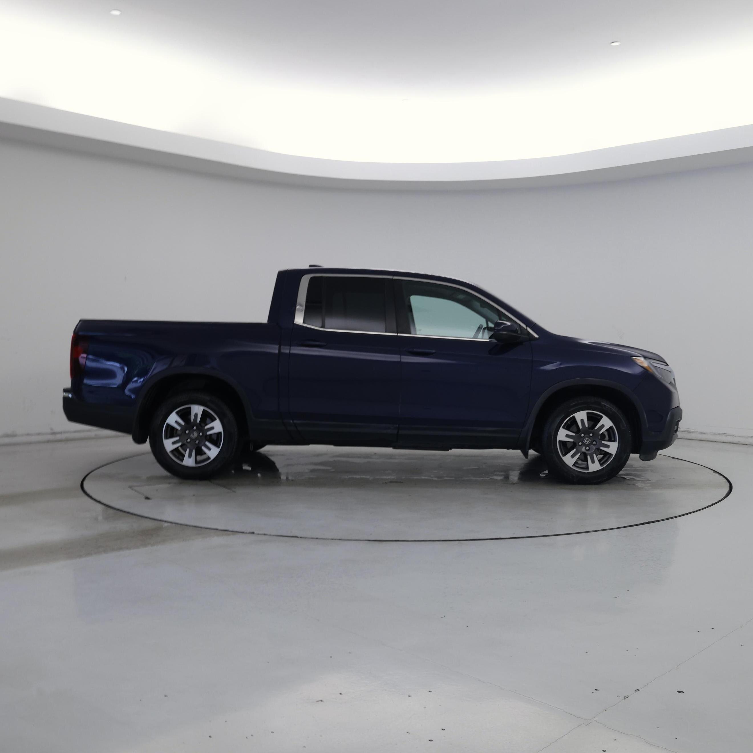 Thumbnail: 2017 Honda Ridgeline - 7