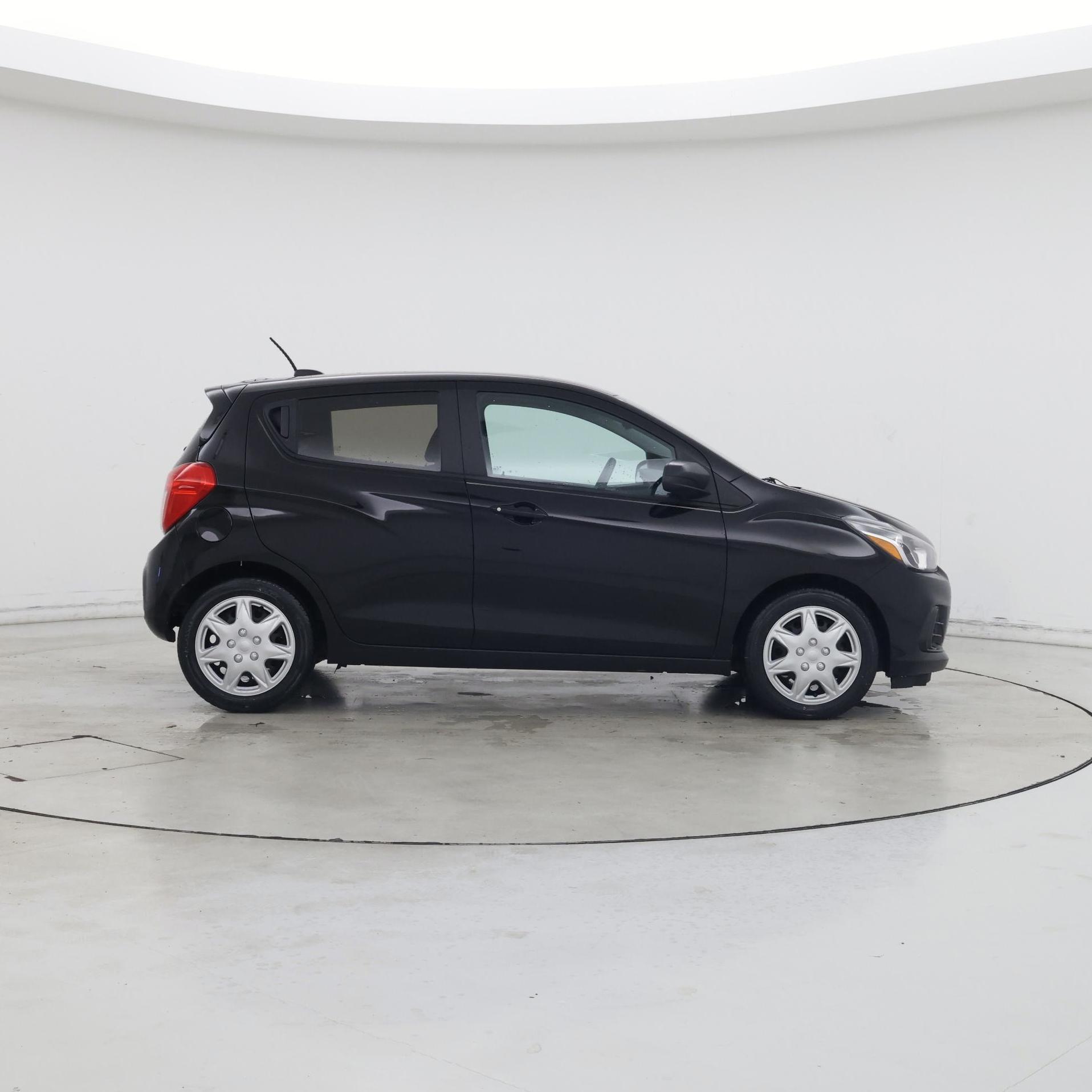 Thumbnail: 2017 Chevrolet Spark - 7