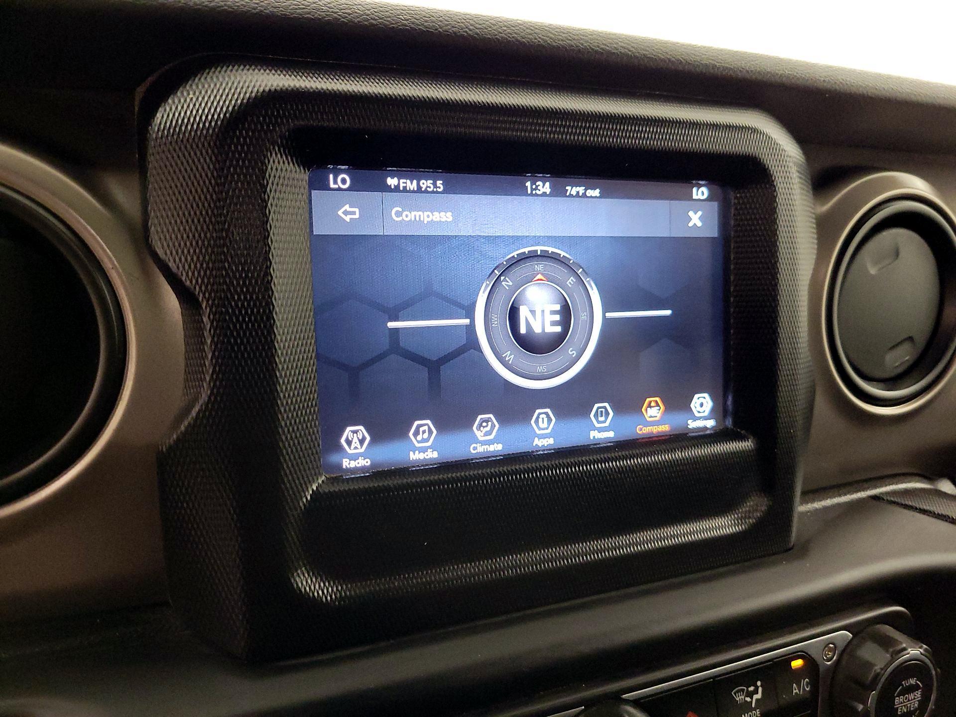Thumbnail: 2020 Jeep Wrangler - 14