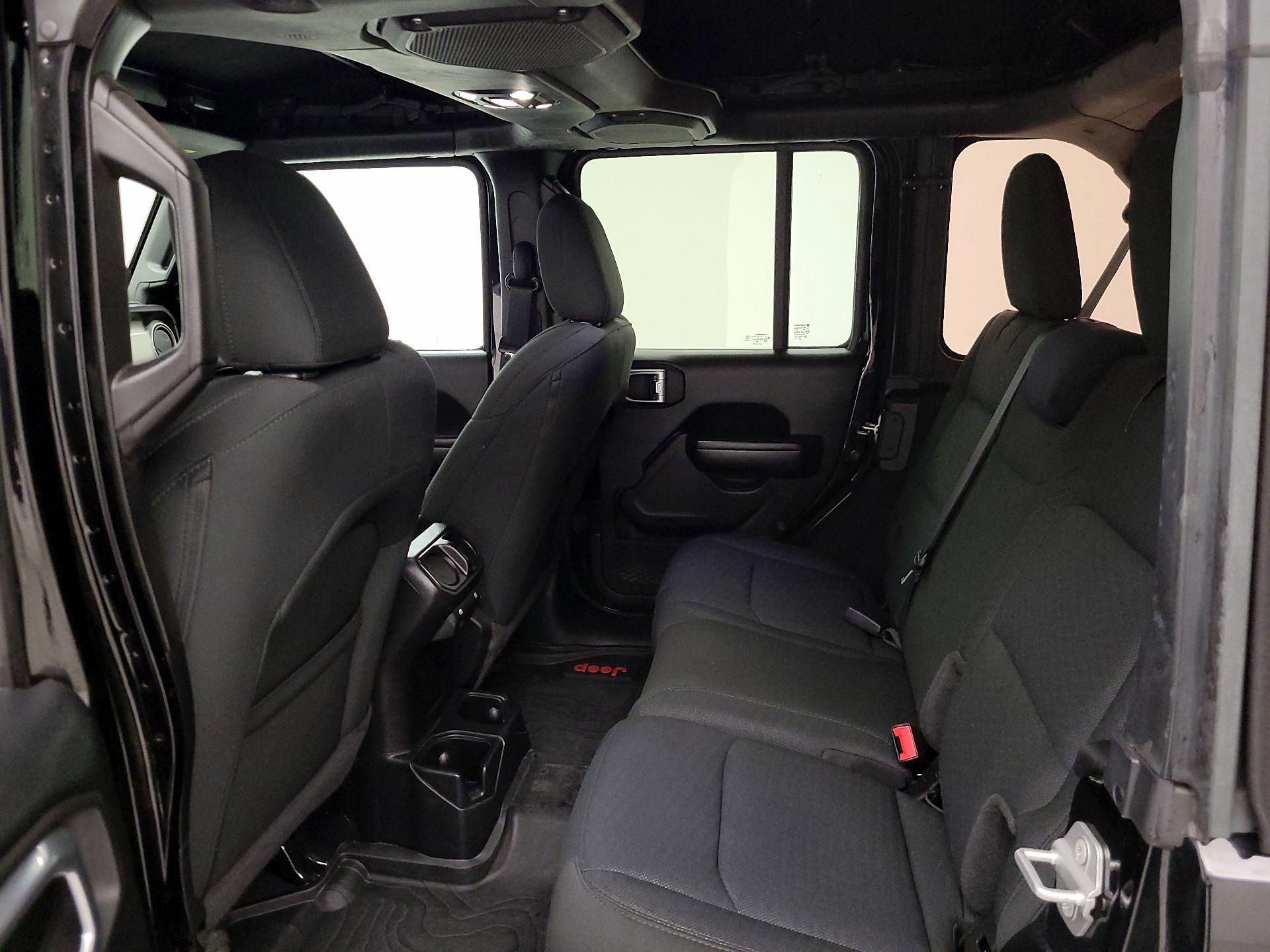 Thumbnail: 2020 Jeep Wrangler - 20