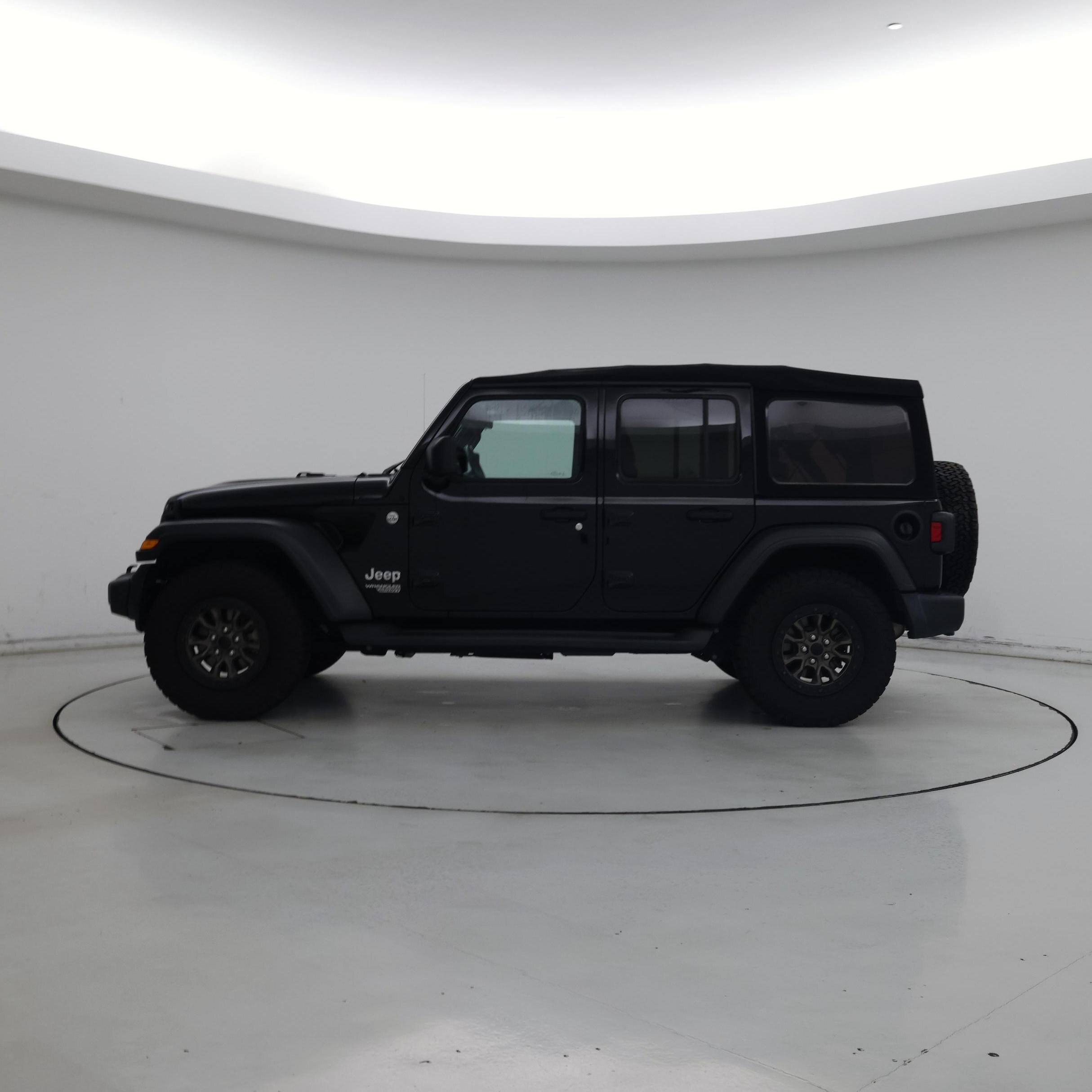 Thumbnail: 2020 Jeep Wrangler - 3