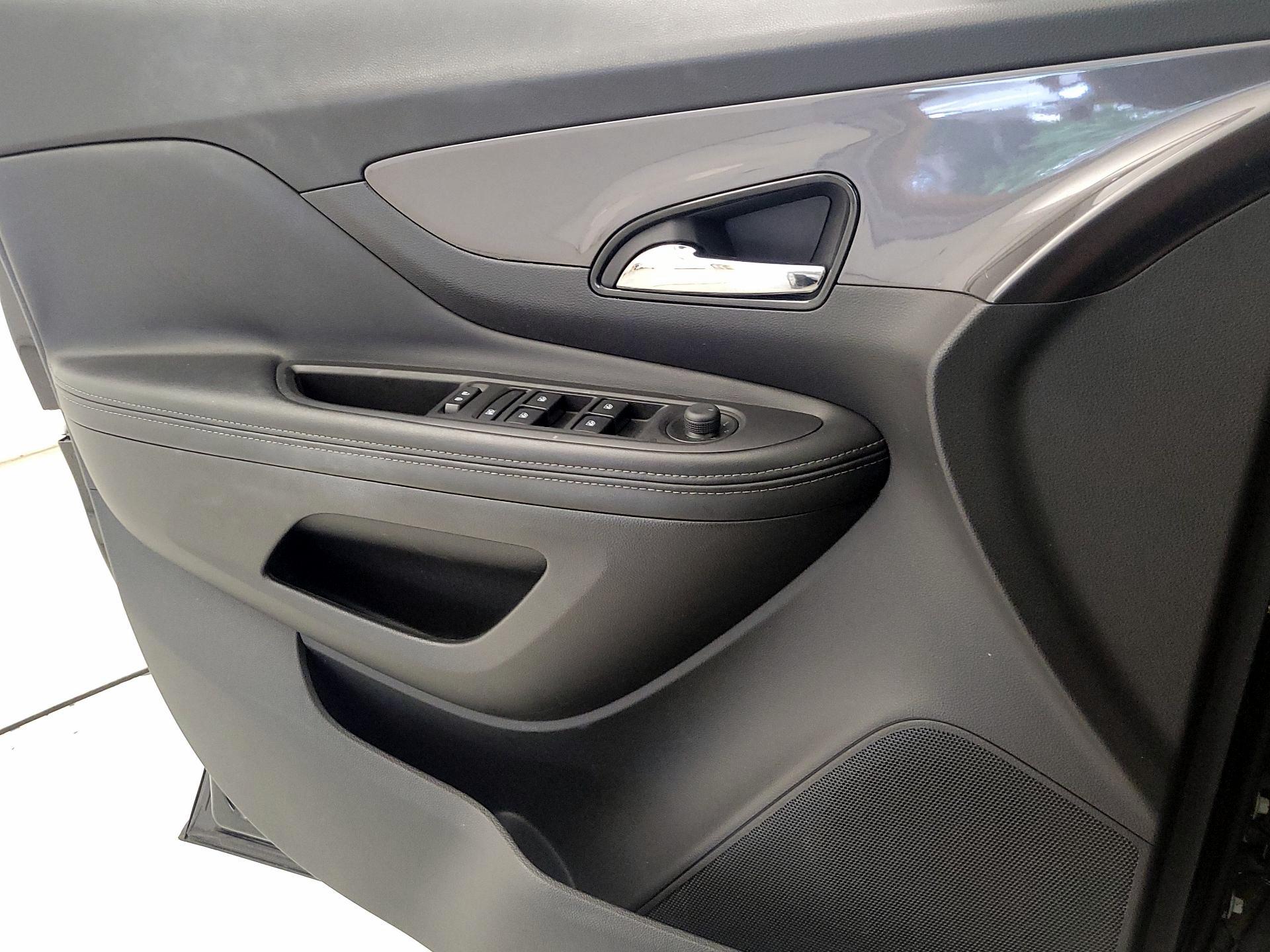 Thumbnail: 2019 Buick Encore - 12