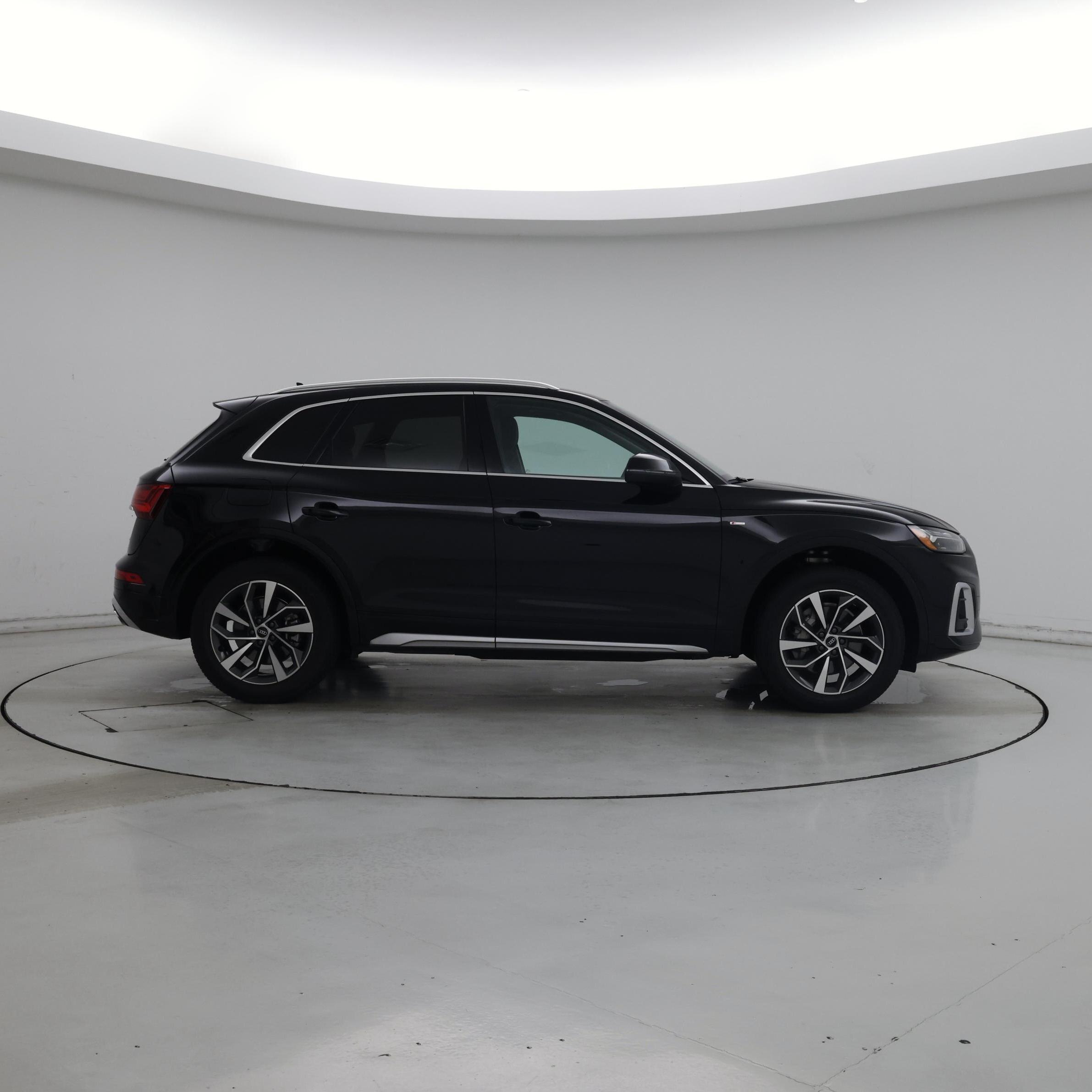 Thumbnail: 2022 Audi Q5 - 7