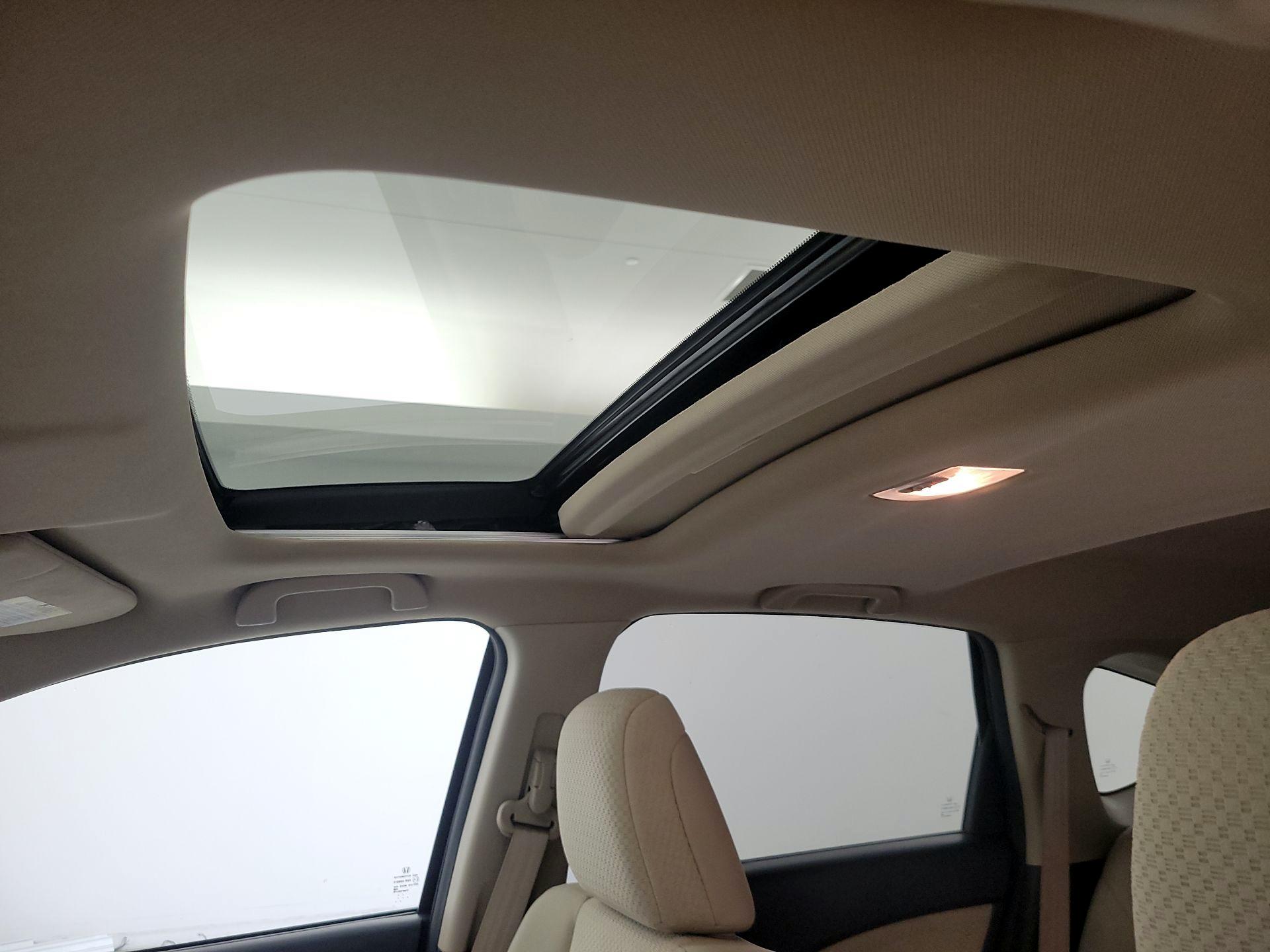 Thumbnail: 2016 Honda CR-V - 19