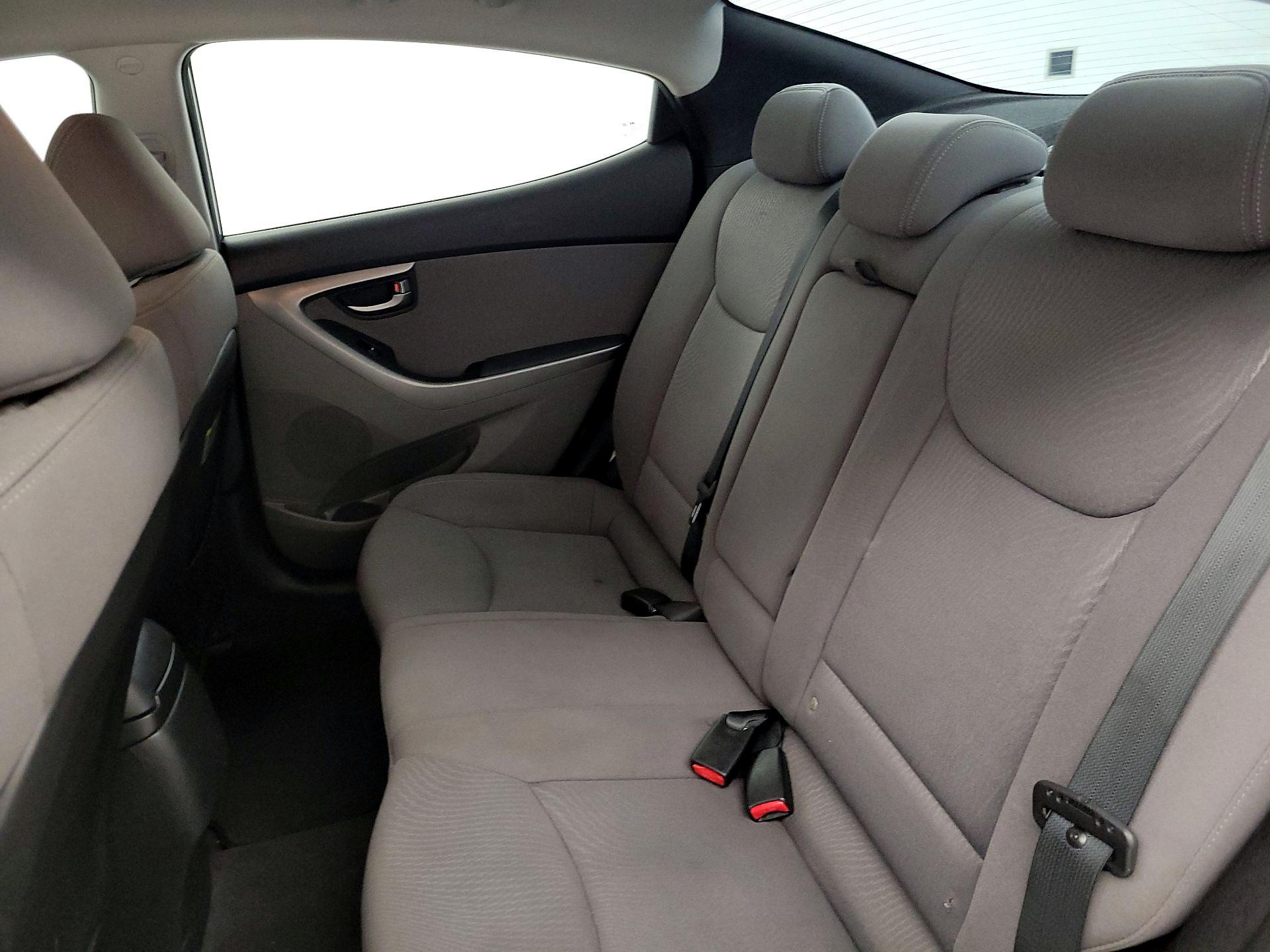 Thumbnail: 2016 Hyundai Elantra - 19