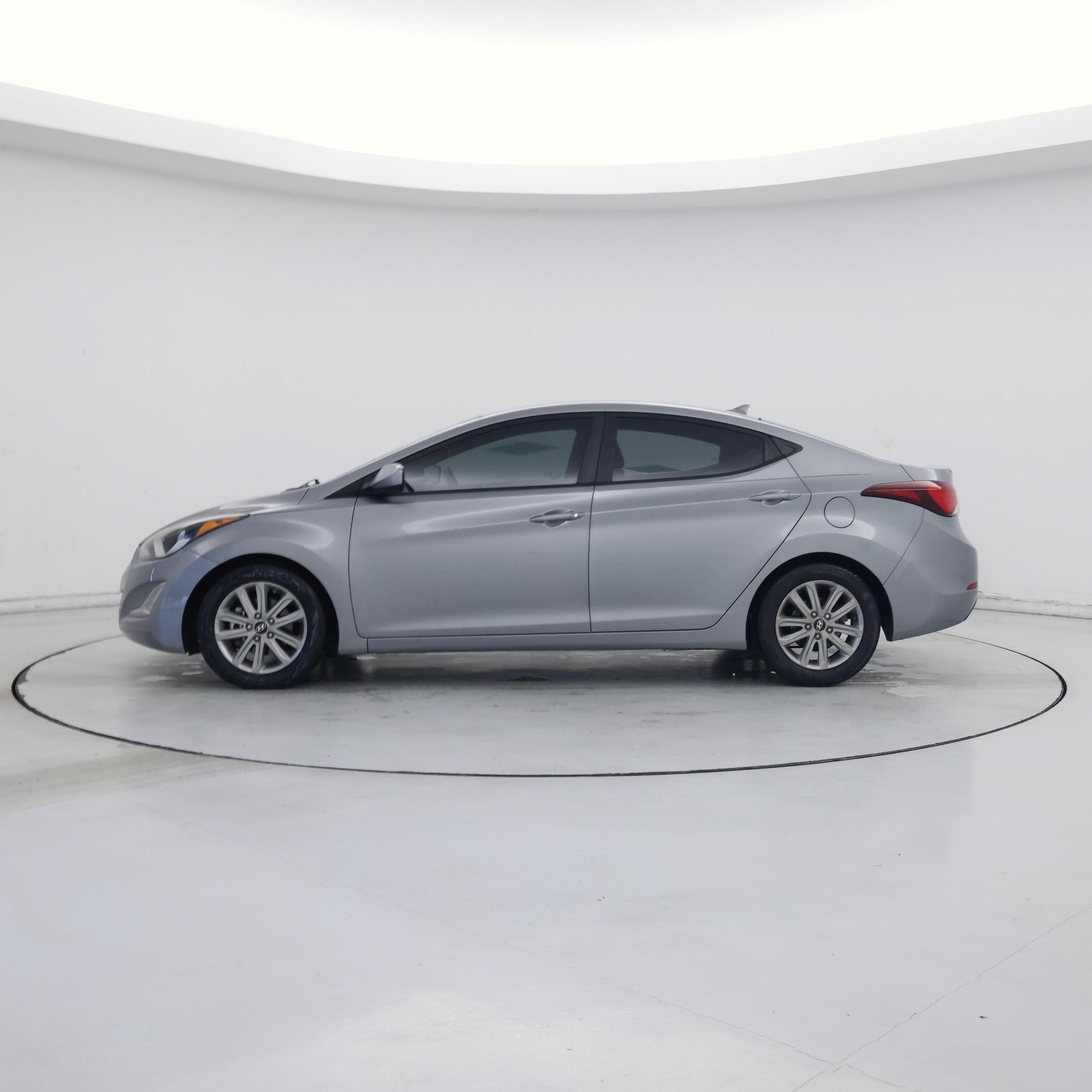 Thumbnail: 2016 Hyundai Elantra - 3