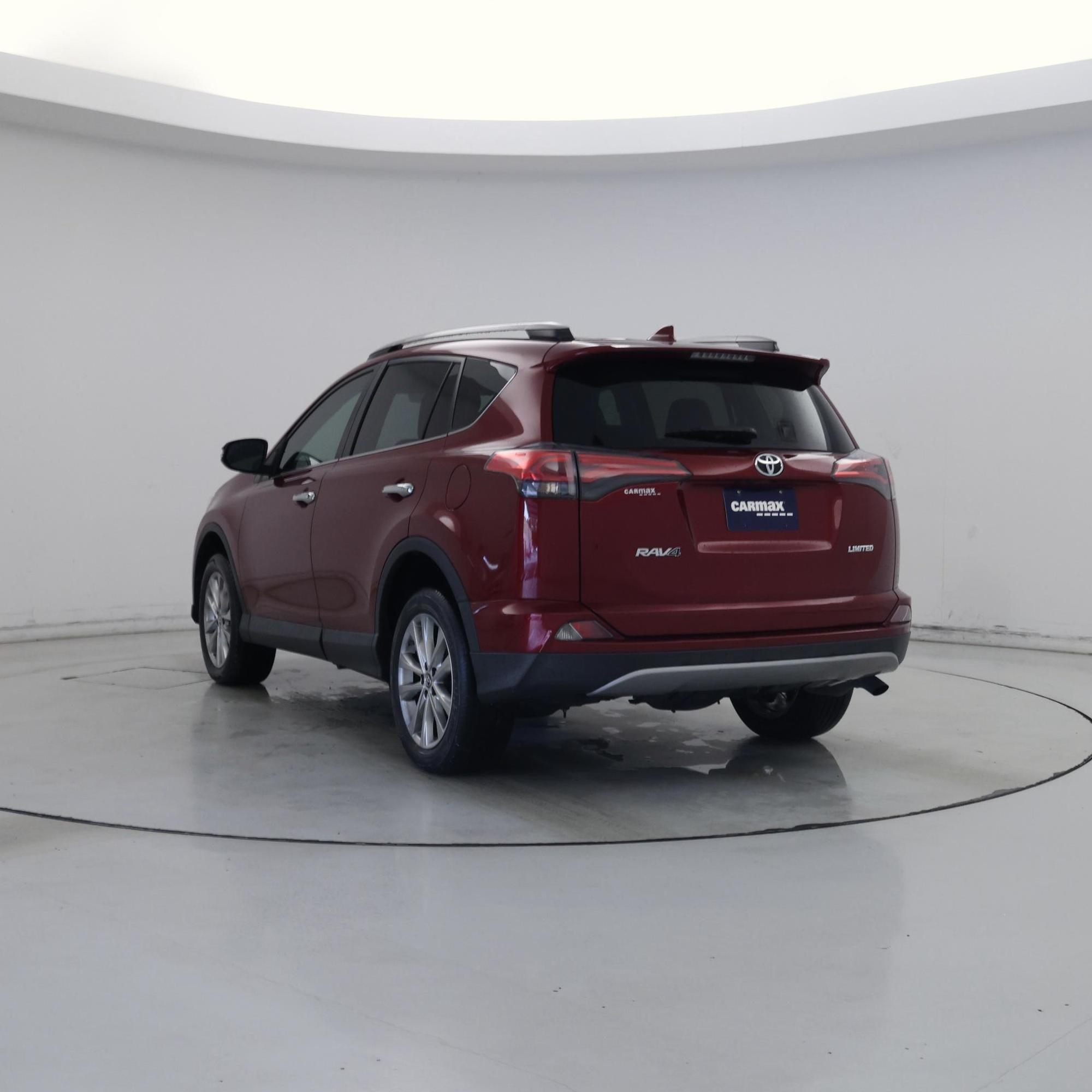 Thumbnail: 2018 Toyota RAV4 - 2