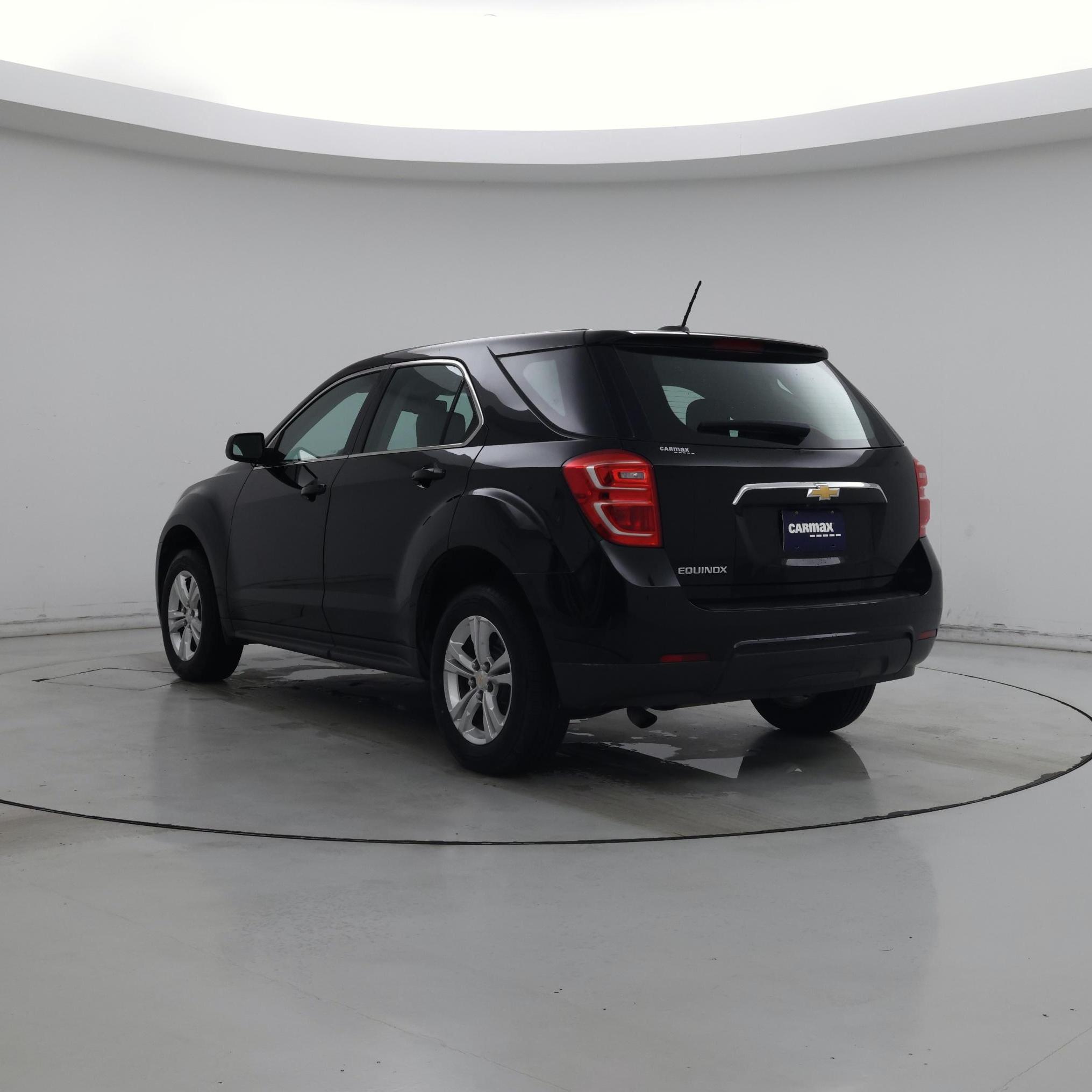 Thumbnail: 2017 Chevrolet Equinox - 2