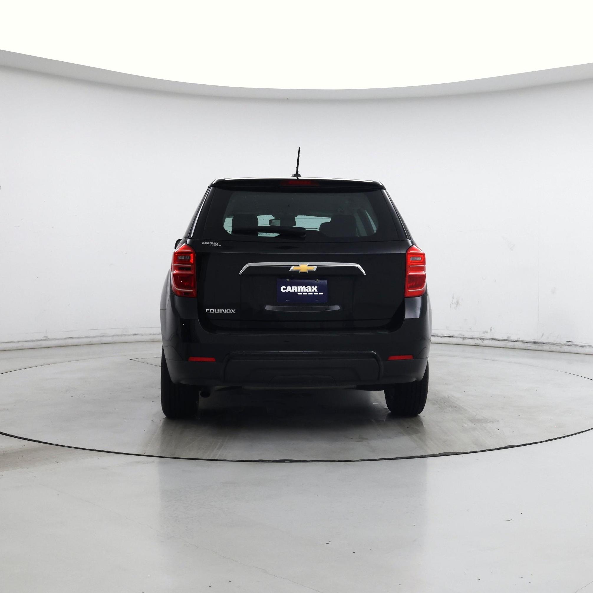 Thumbnail: 2017 Chevrolet Equinox - 6