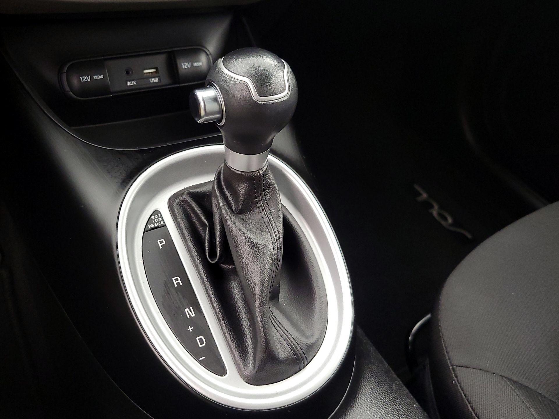 Thumbnail: 2015 Kia Soul - 16