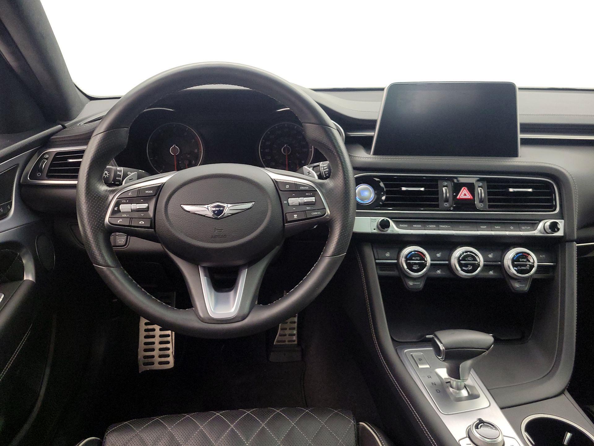 Thumbnail: 2021 Genesis G70 - 10