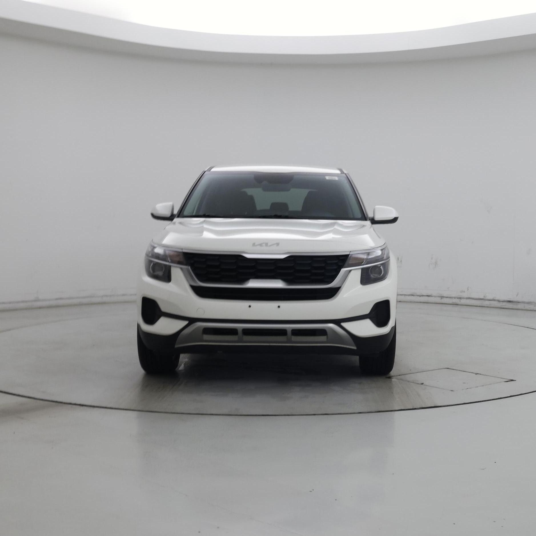 Thumbnail: 2023 Kia Seltos - 5