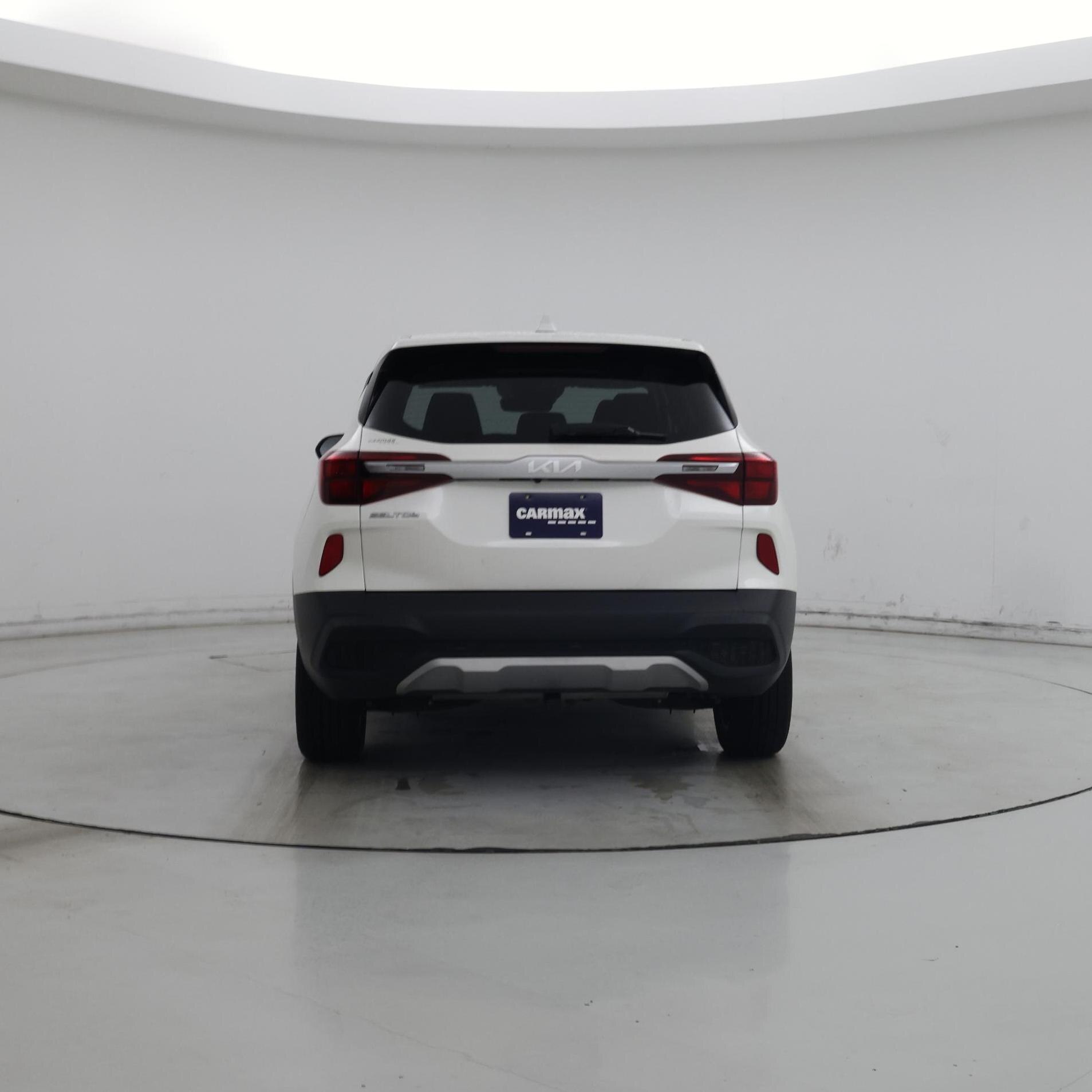 Thumbnail: 2023 Kia Seltos - 6