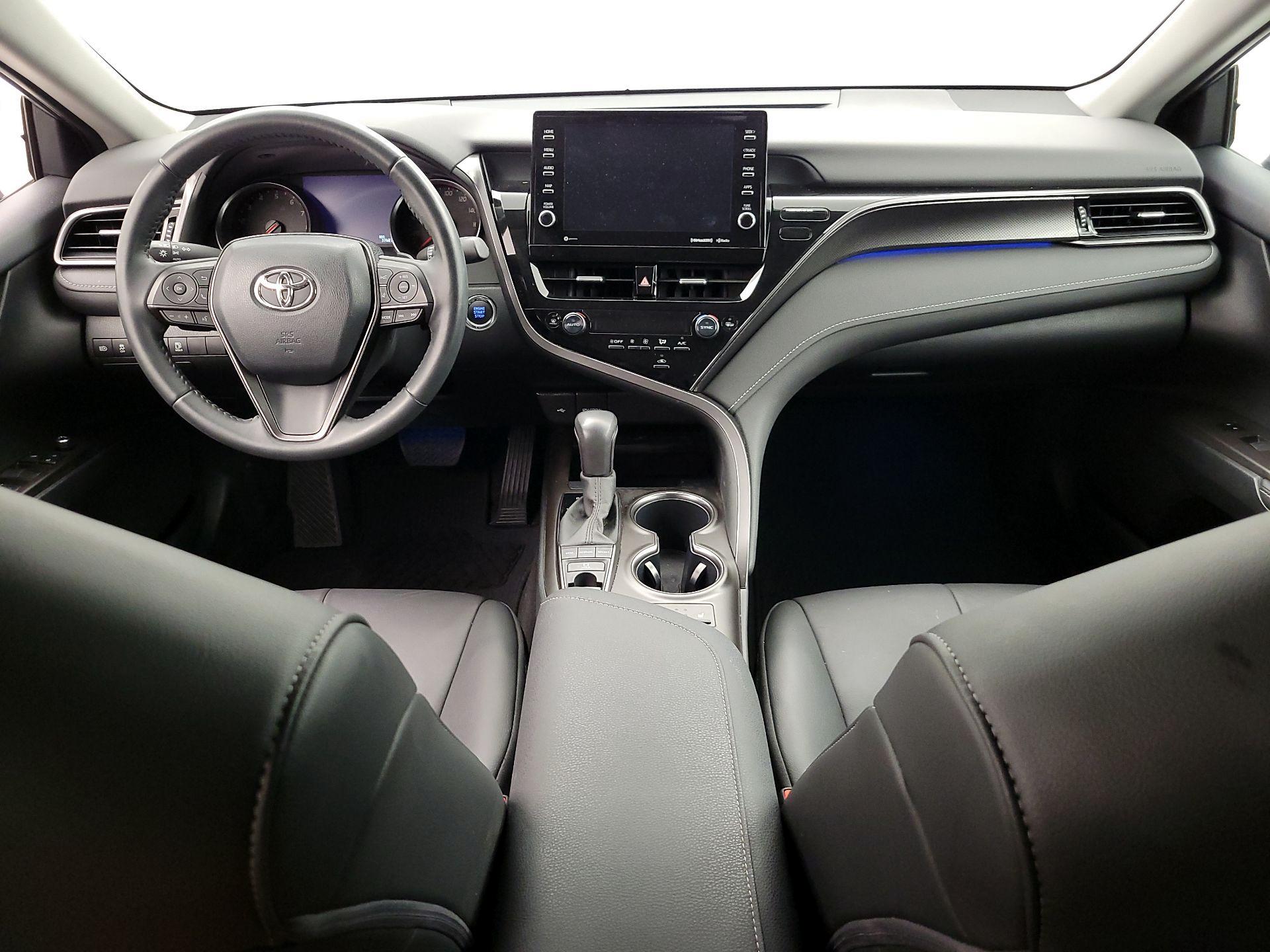 Thumbnail: 2022 Toyota Camry - 9