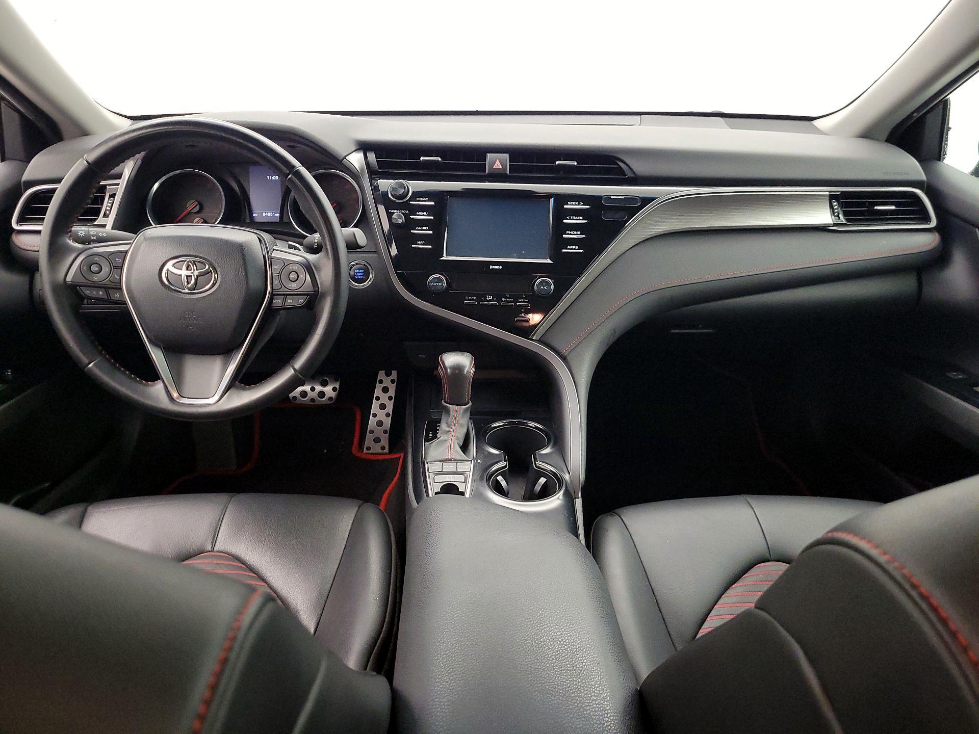 Thumbnail: 2020 Toyota Camry - 9