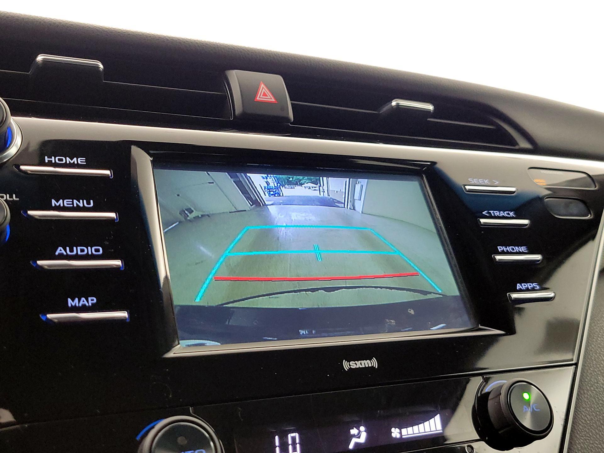 Thumbnail: 2020 Toyota Camry - 14