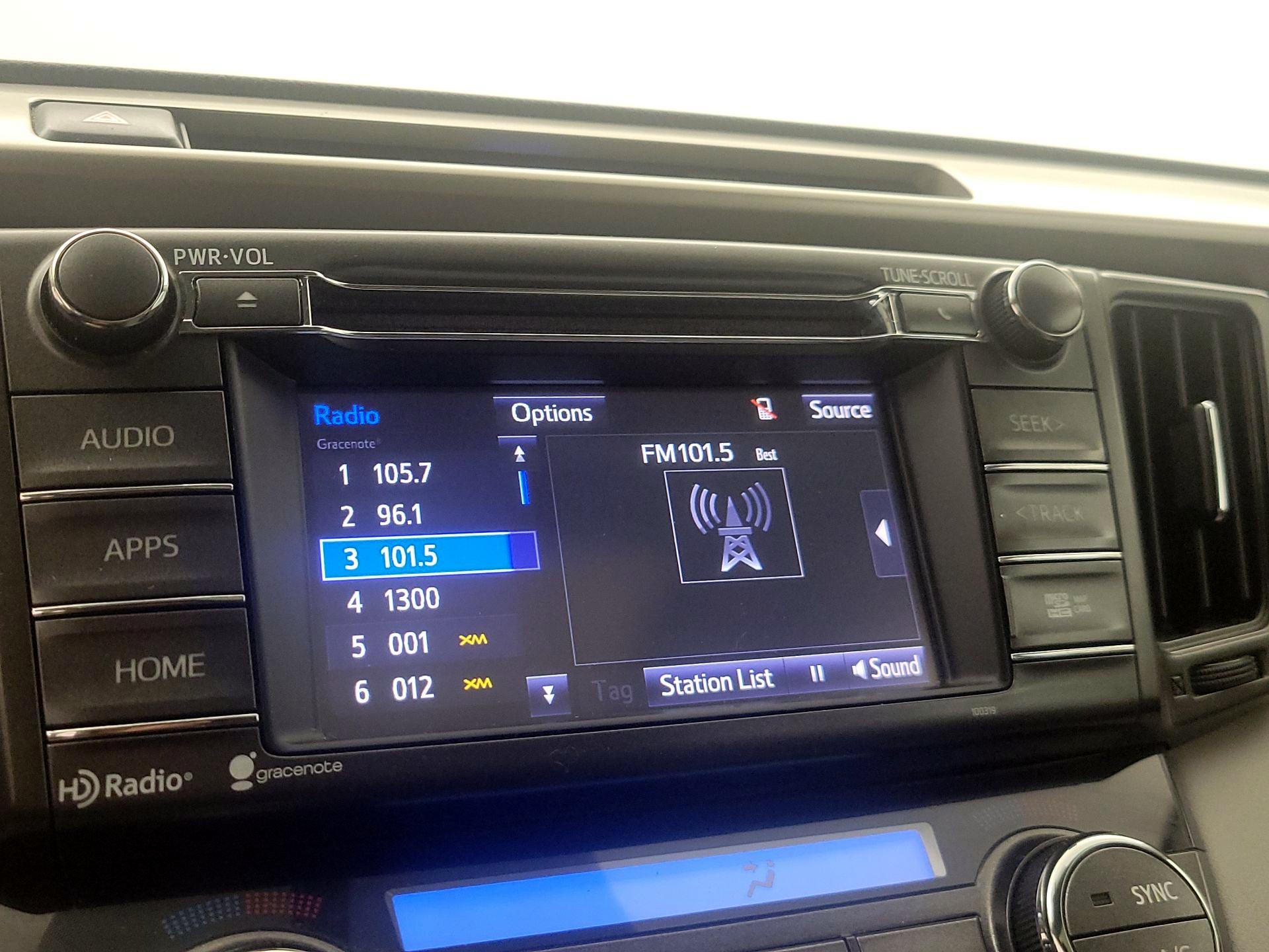 Thumbnail: 2015 Toyota RAV4 - 16