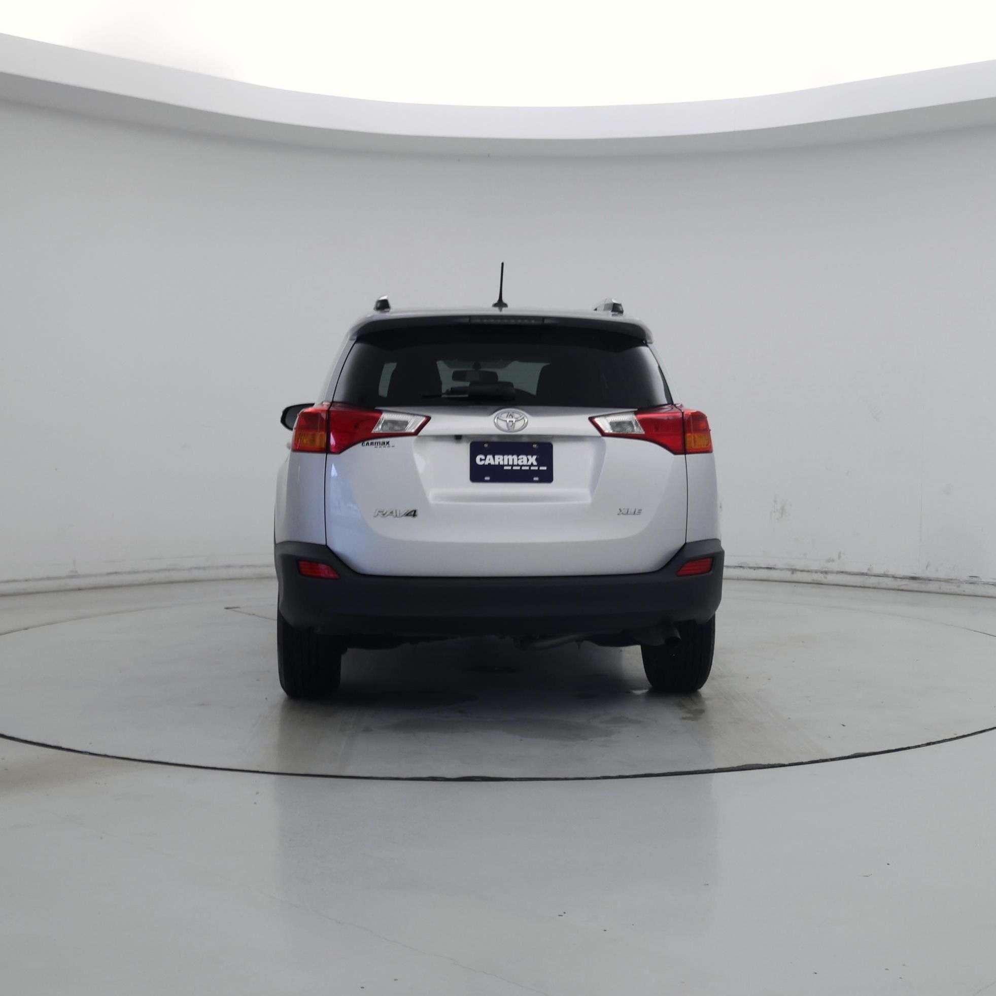 Thumbnail: 2015 Toyota RAV4 - 6