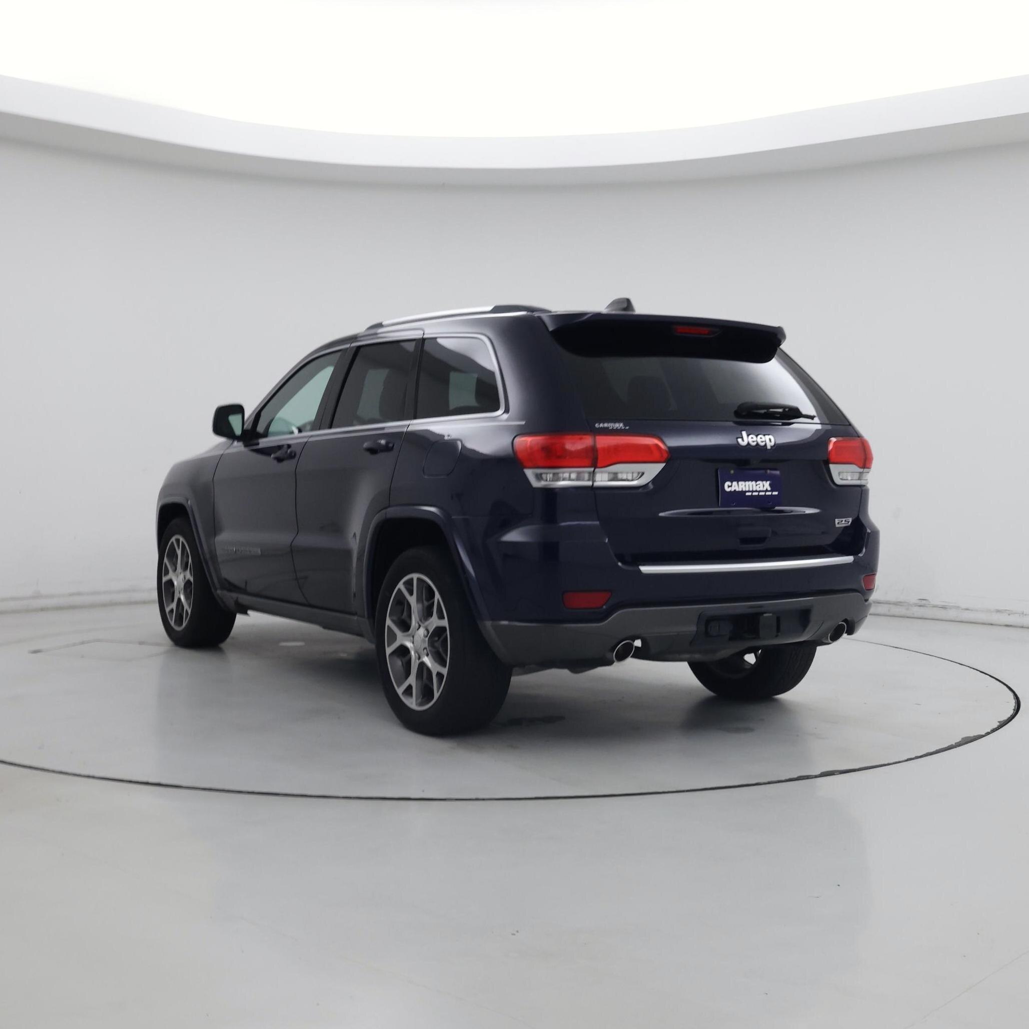 Thumbnail: 2018 Jeep Grand Cherokee - 2