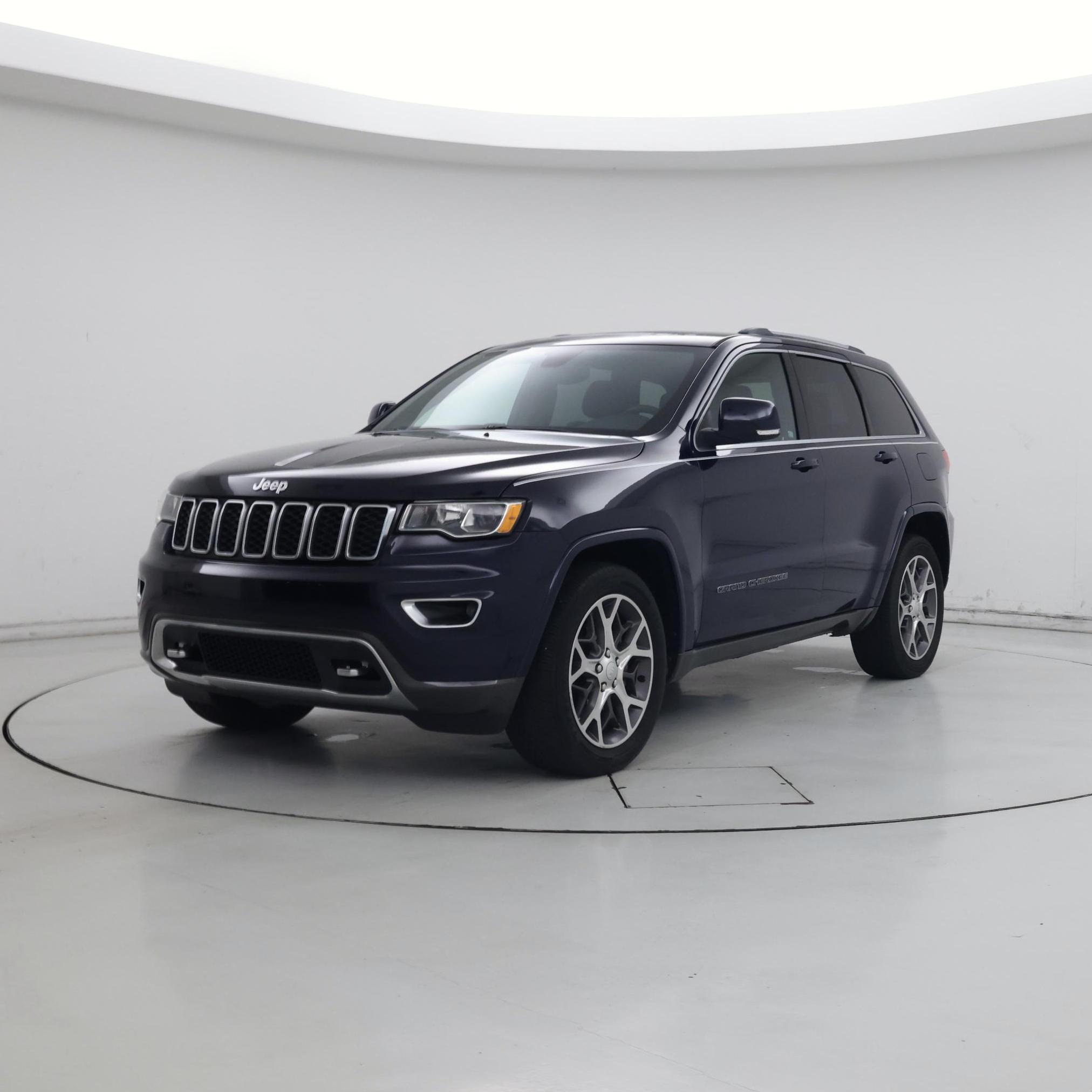 Thumbnail: 2018 Jeep Grand Cherokee - 4