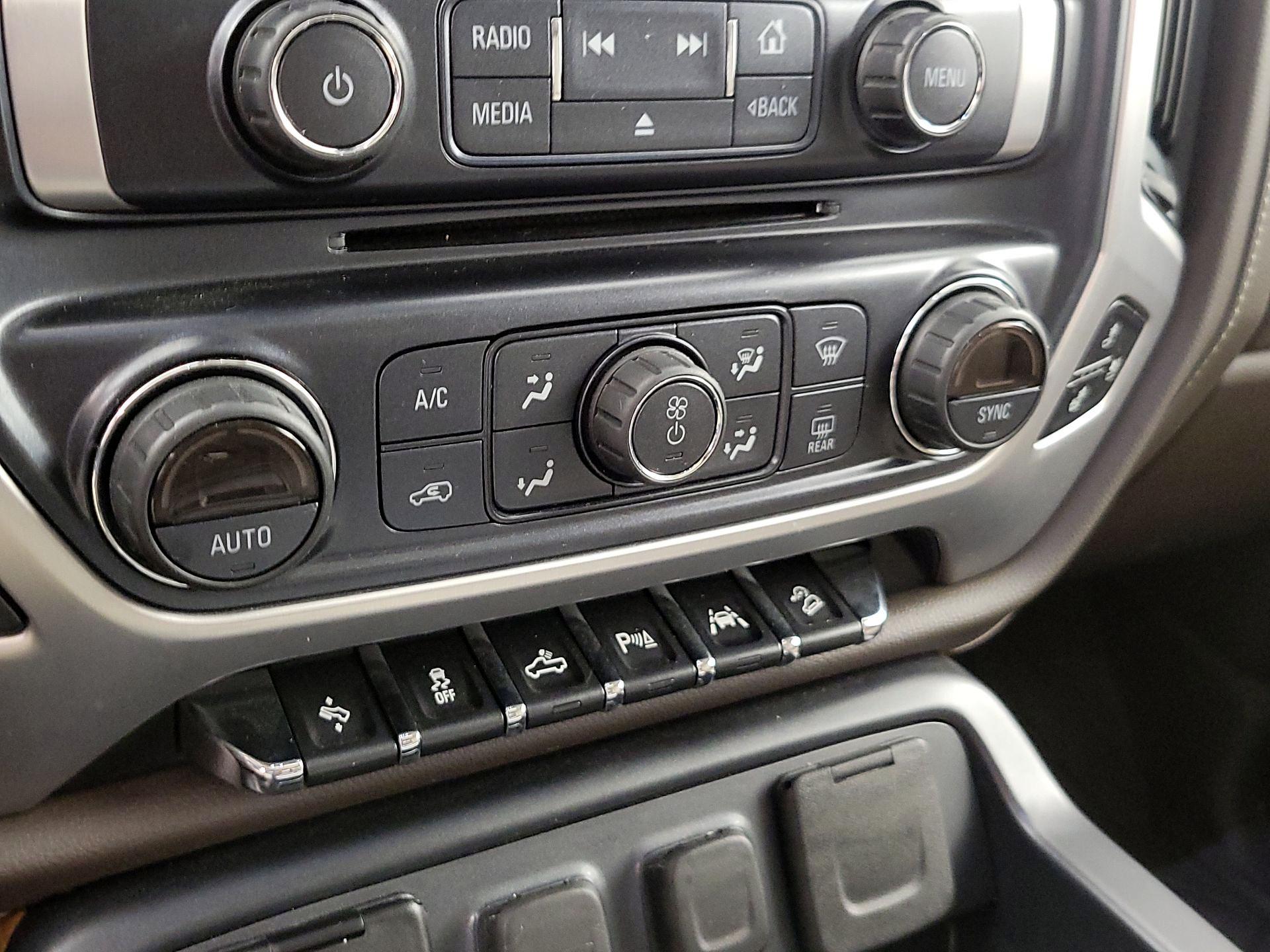 Thumbnail: 2018 GMC Sierra 1500 - 17