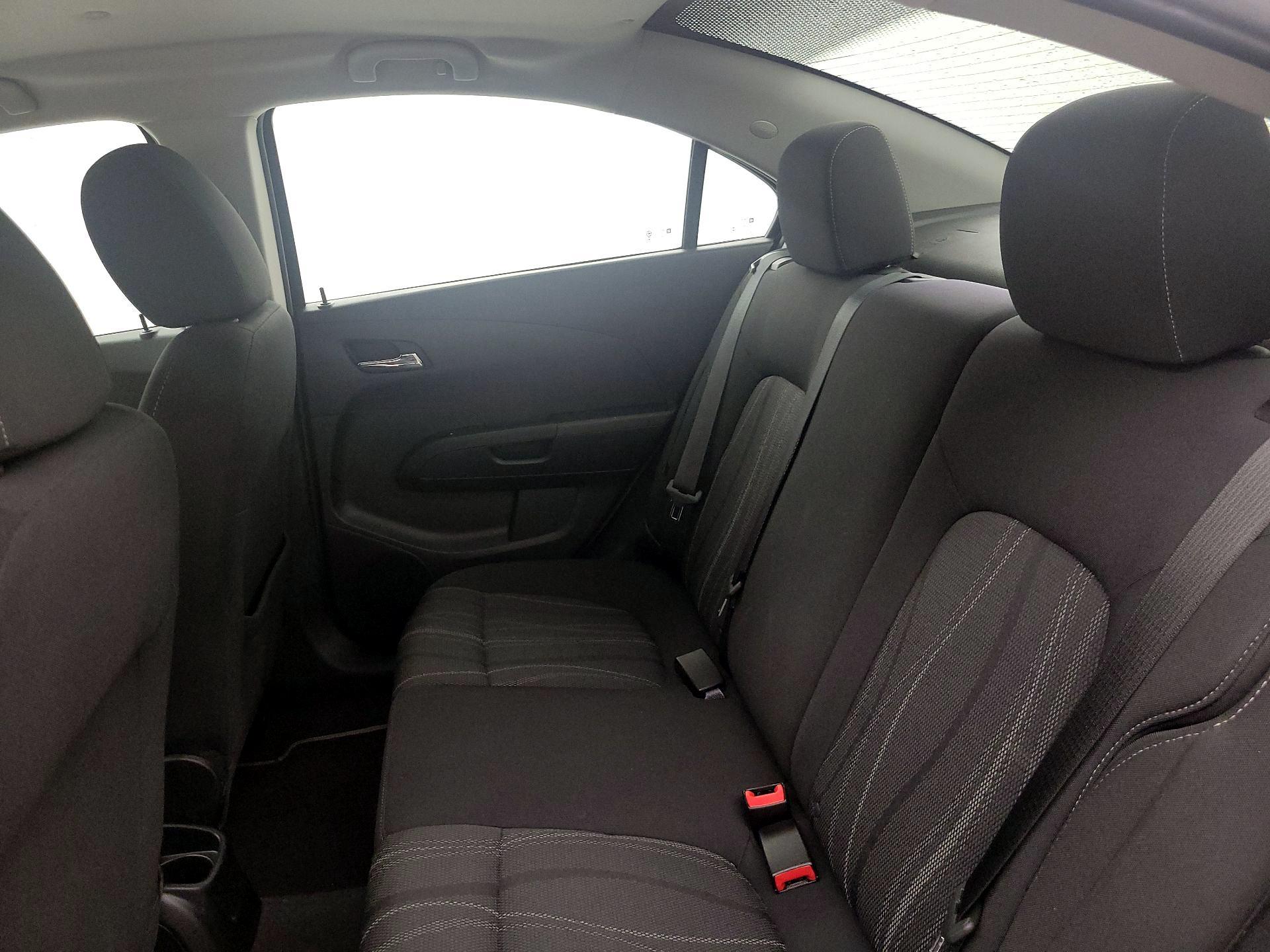 Thumbnail: 2014 Chevrolet Sonic - 18