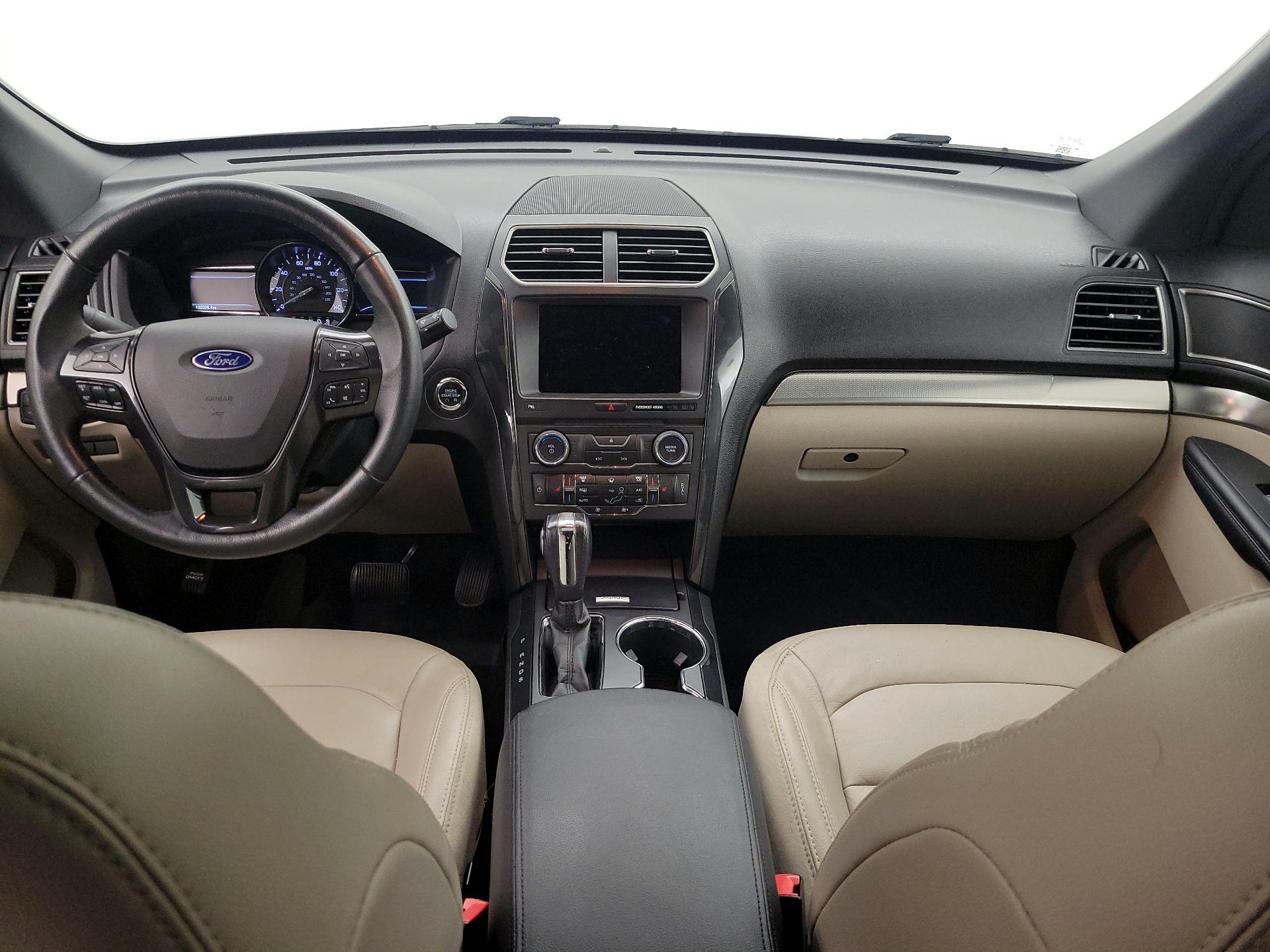 Thumbnail: 2018 Ford Explorer - 9