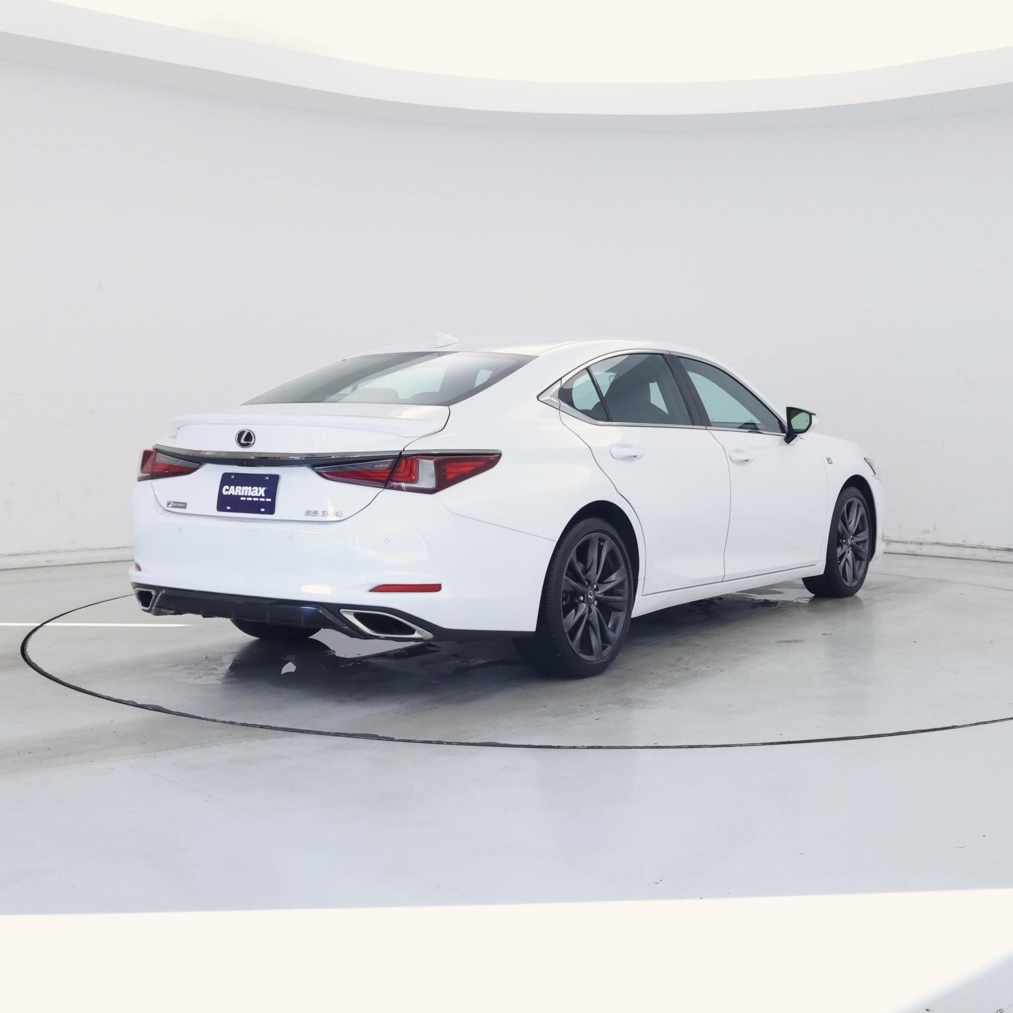 Thumbnail: 2021 Lexus ES - 8