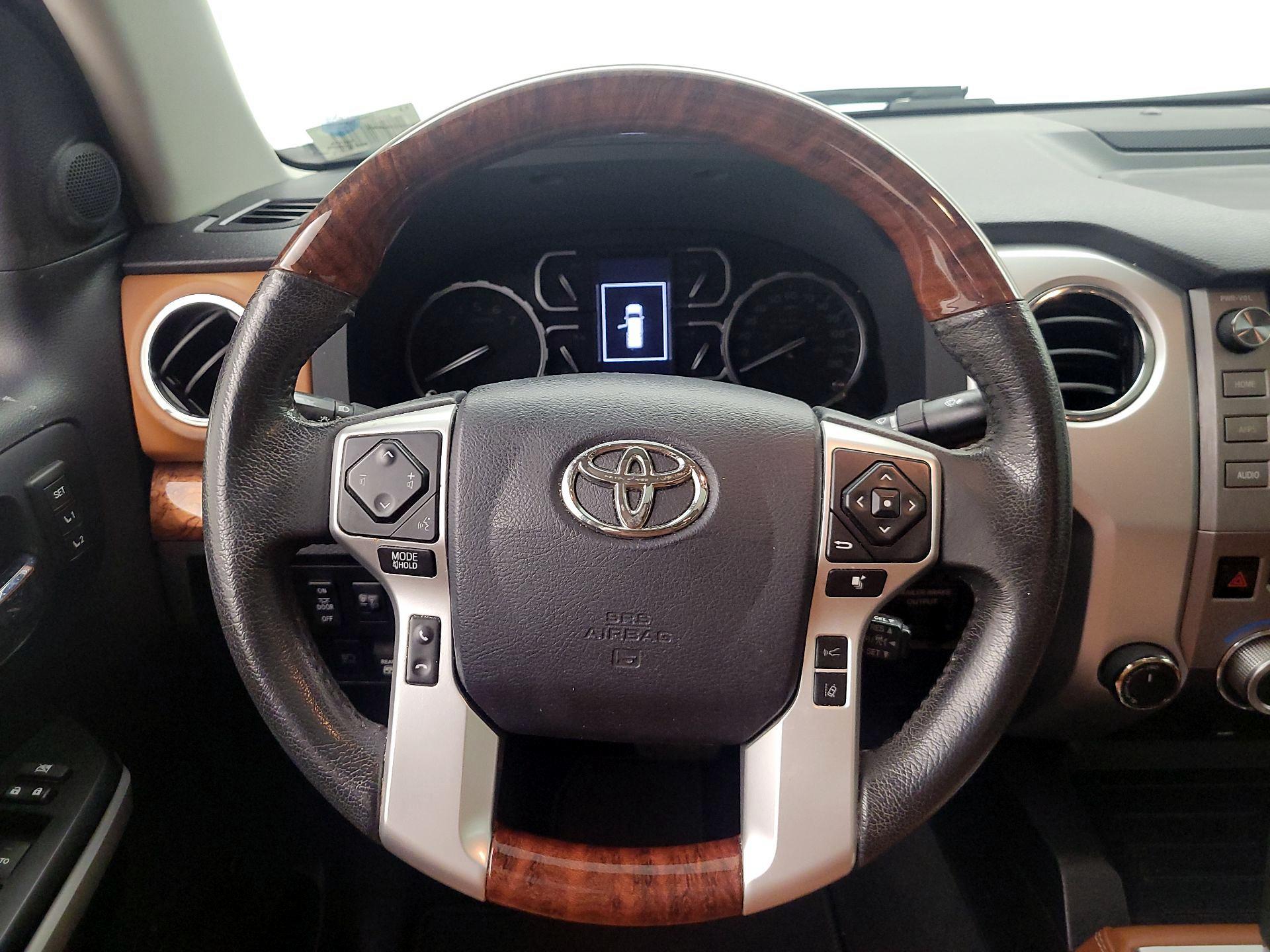 Thumbnail: 2019 Toyota Tundra - 10