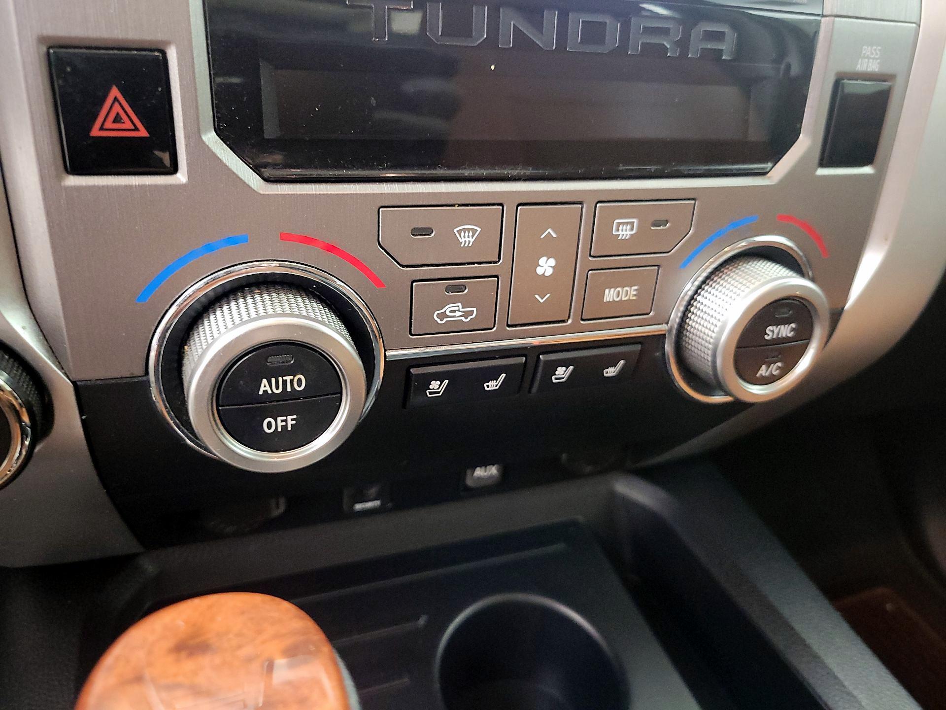 Thumbnail: 2019 Toyota Tundra - 17