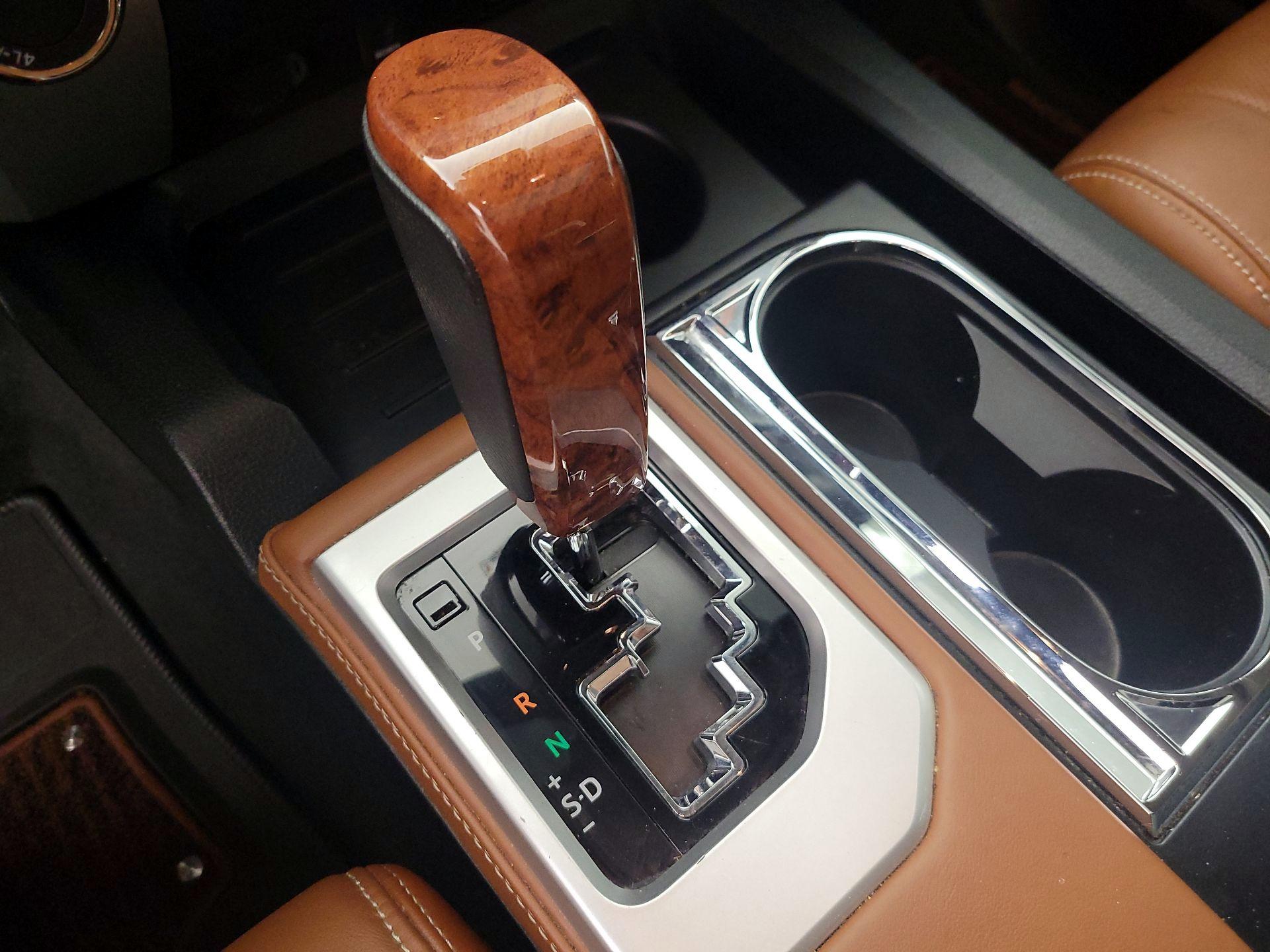 Thumbnail: 2019 Toyota Tundra - 18