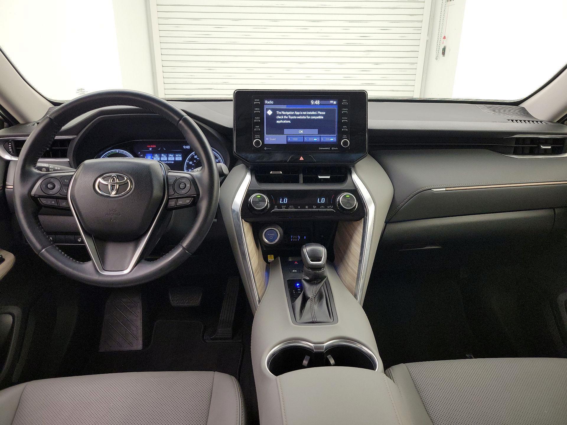 Thumbnail: 2021 Toyota Venza - 9