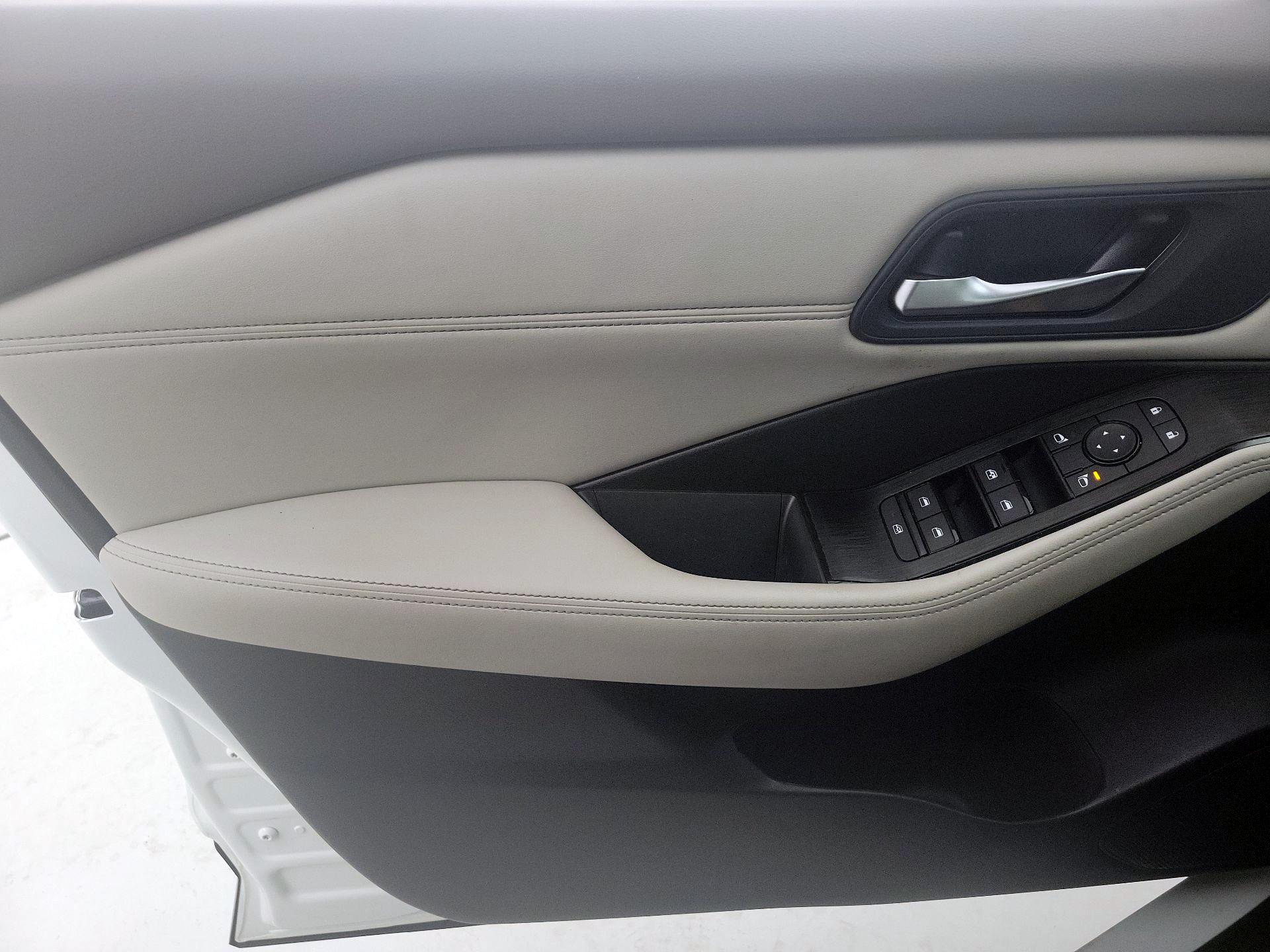 Thumbnail: 2022 Nissan Rogue - 12