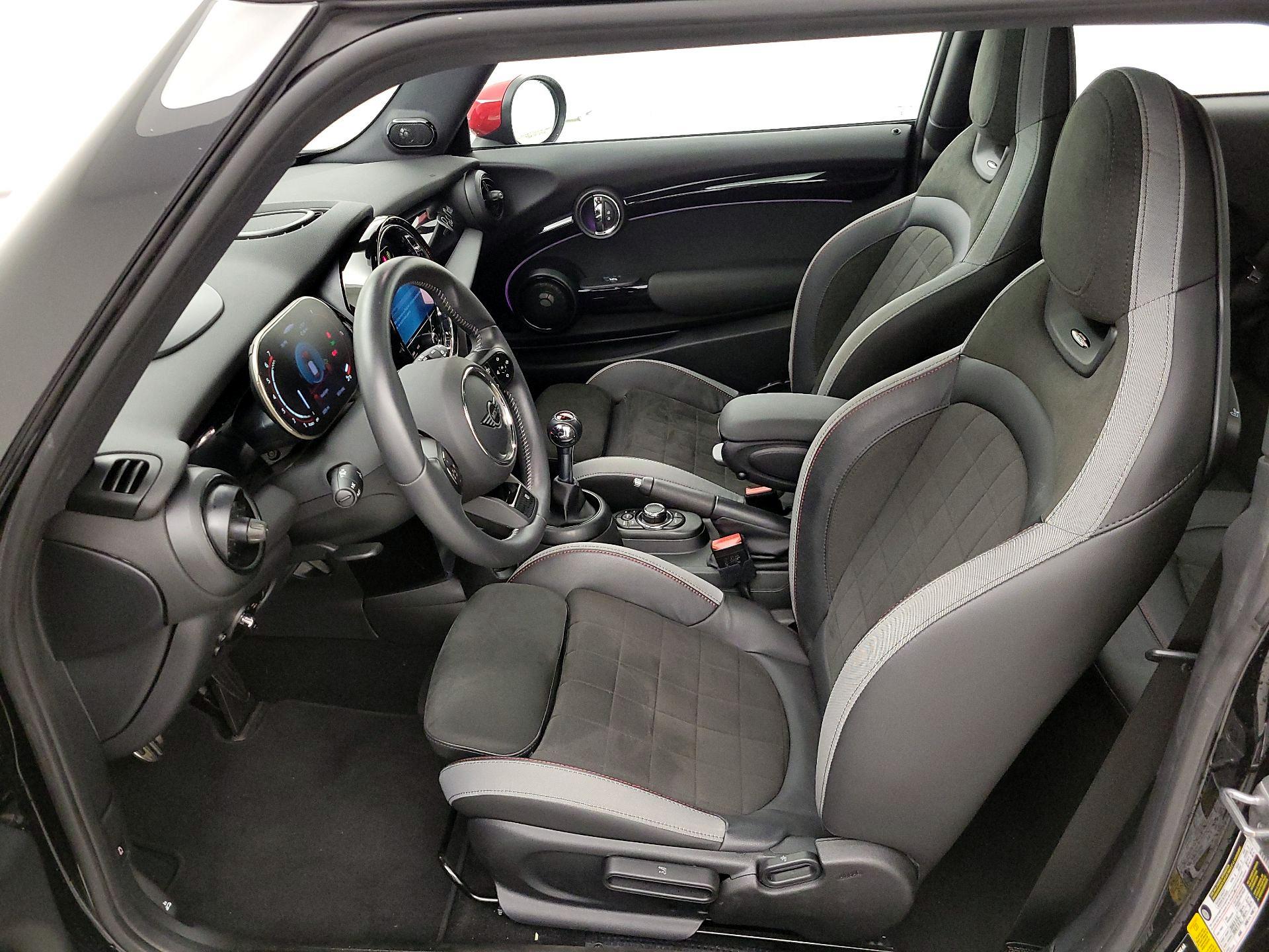 Thumbnail: 2023 MINI Cooper Hardtop - 11