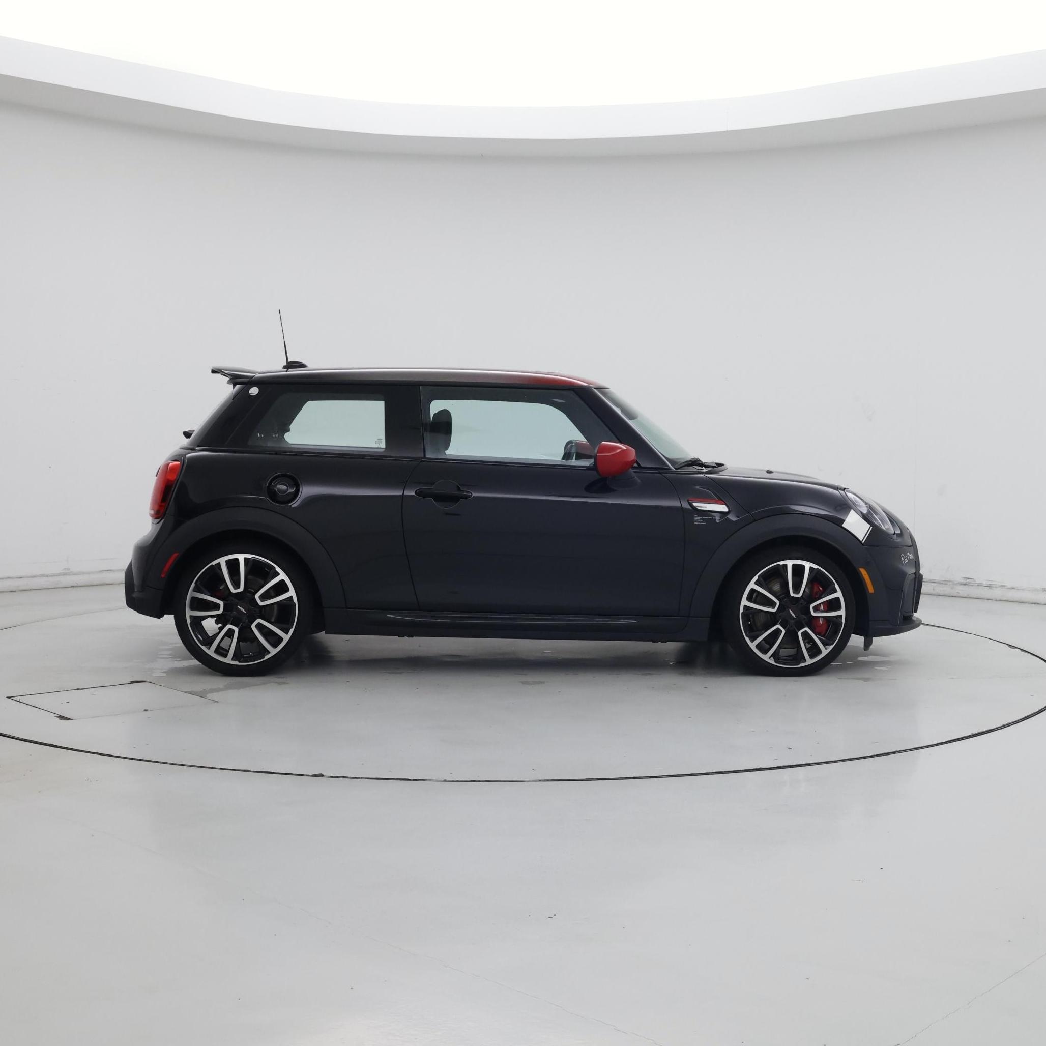 Thumbnail: 2023 MINI Cooper Hardtop - 7