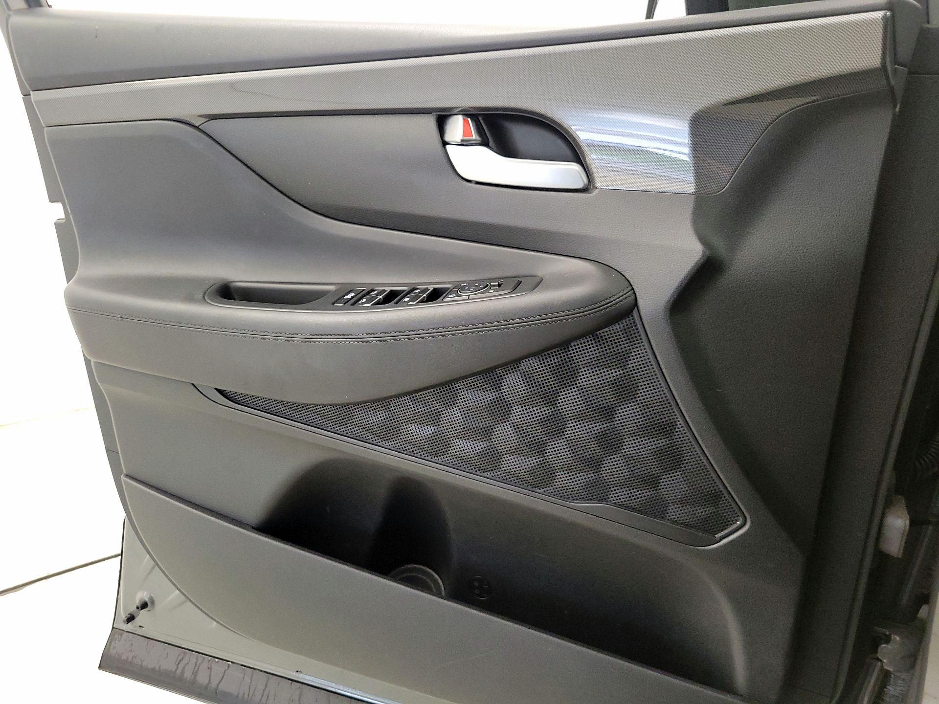 Thumbnail: 2021 Hyundai Santa Fe - 12
