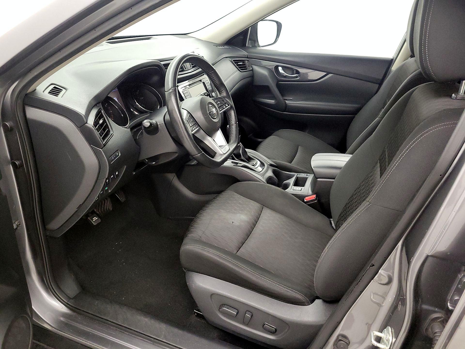 Thumbnail: 2019 Nissan Rogue - 11