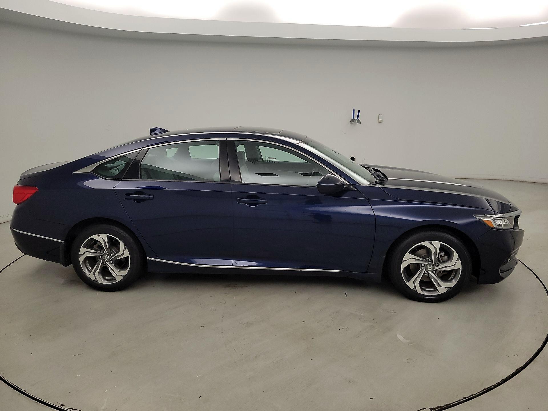 Thumbnail: 2020 Honda Accord - 4