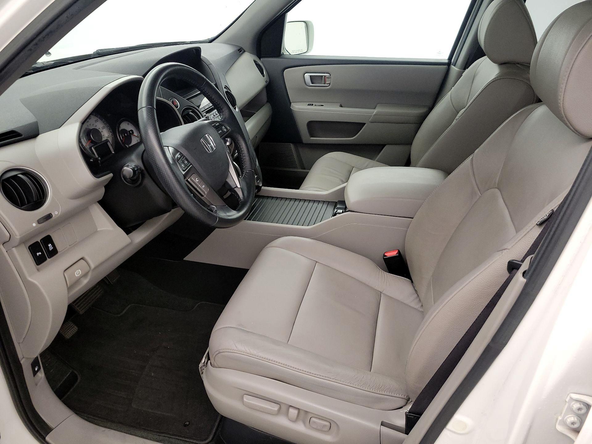 Thumbnail: 2014 Honda Pilot - 11