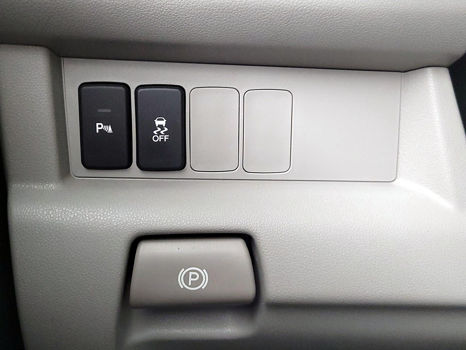 Thumbnail: 2014 Honda Pilot - 13