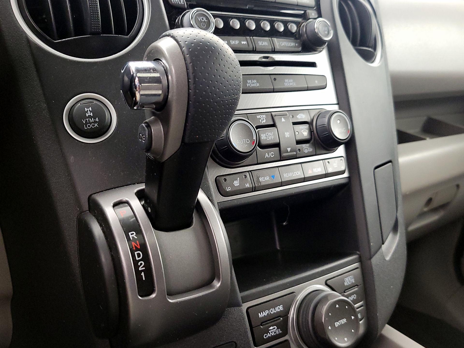 Thumbnail: 2014 Honda Pilot - 18