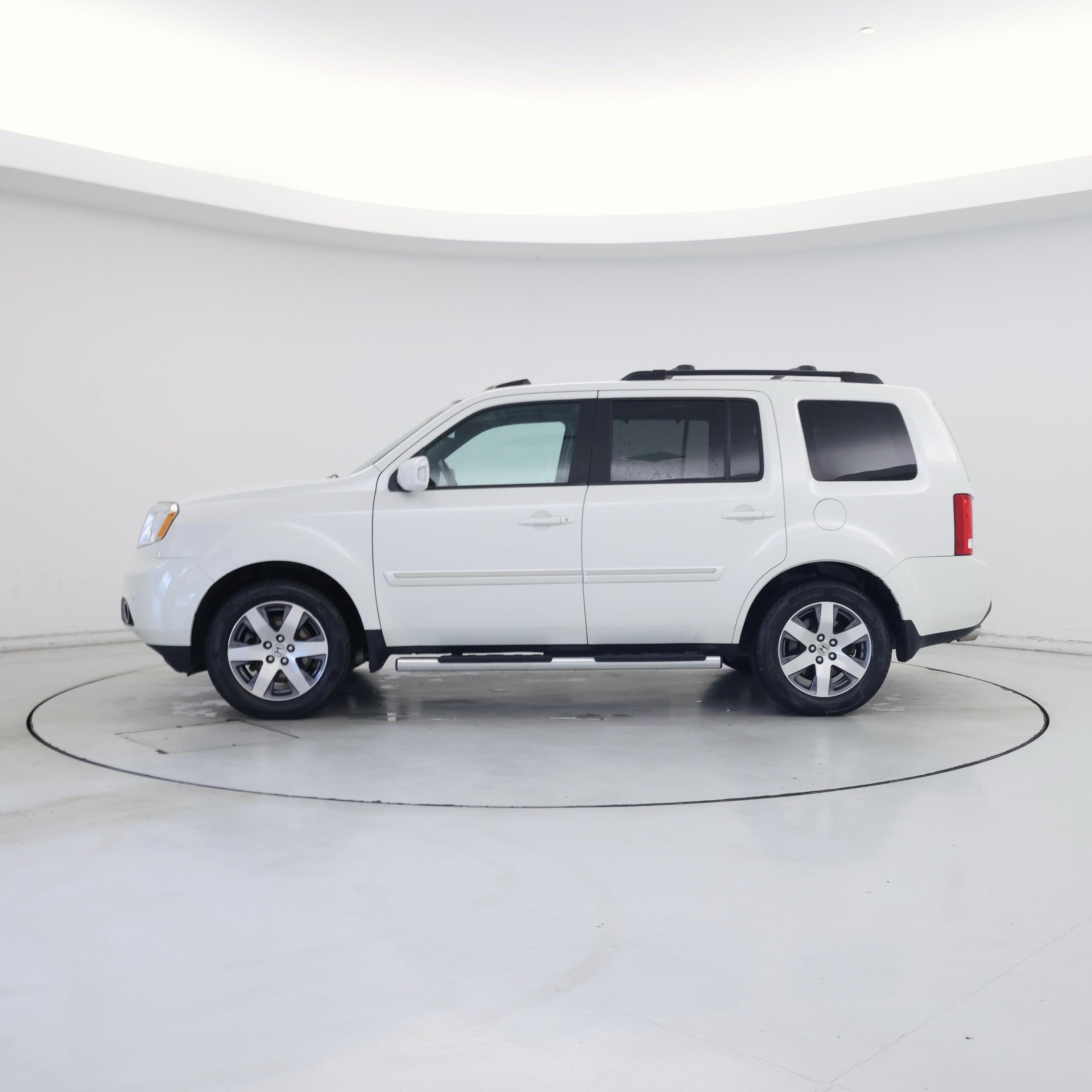 Thumbnail: 2014 Honda Pilot - 3