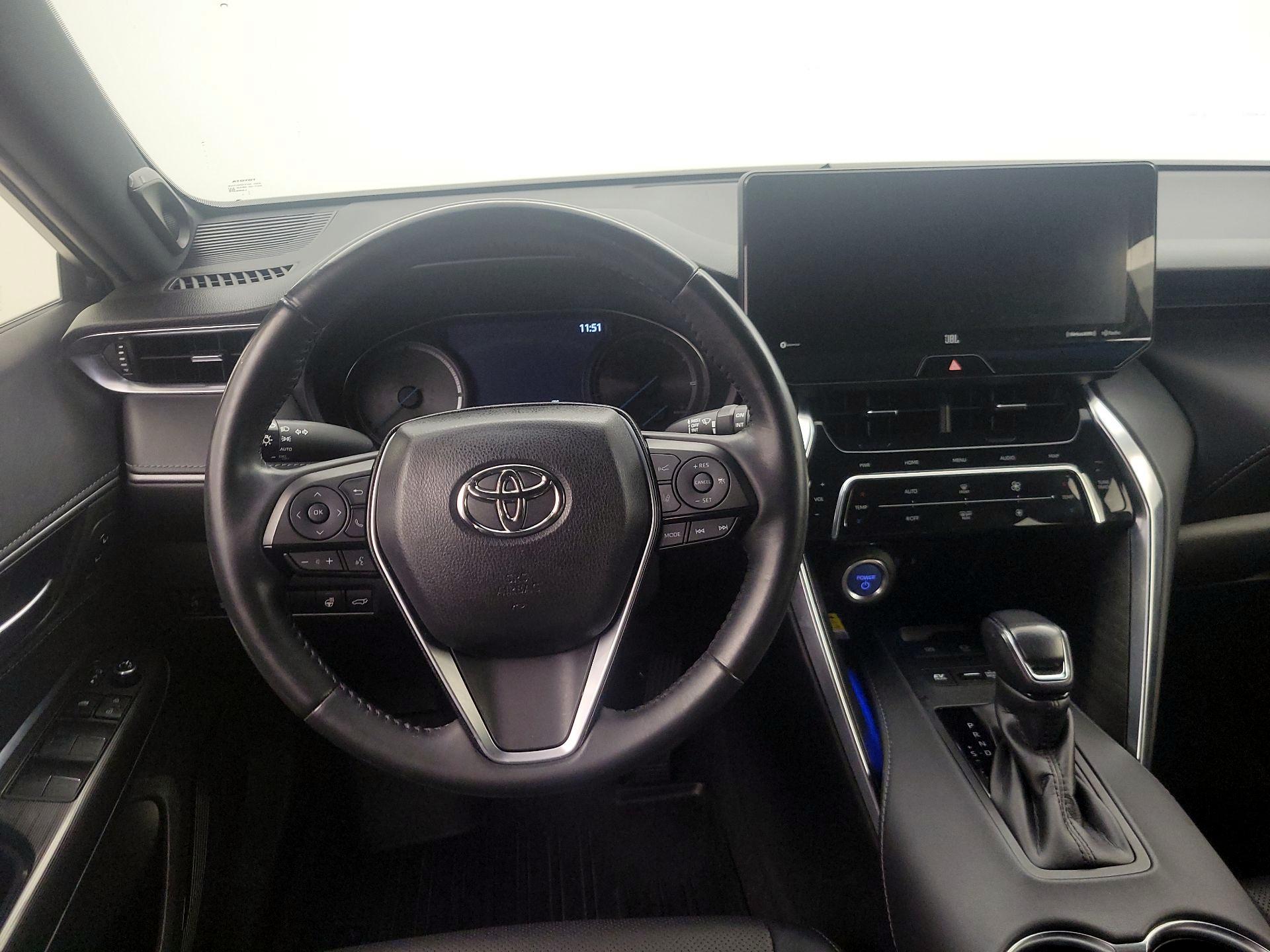 Thumbnail: 2021 Toyota Venza - 10