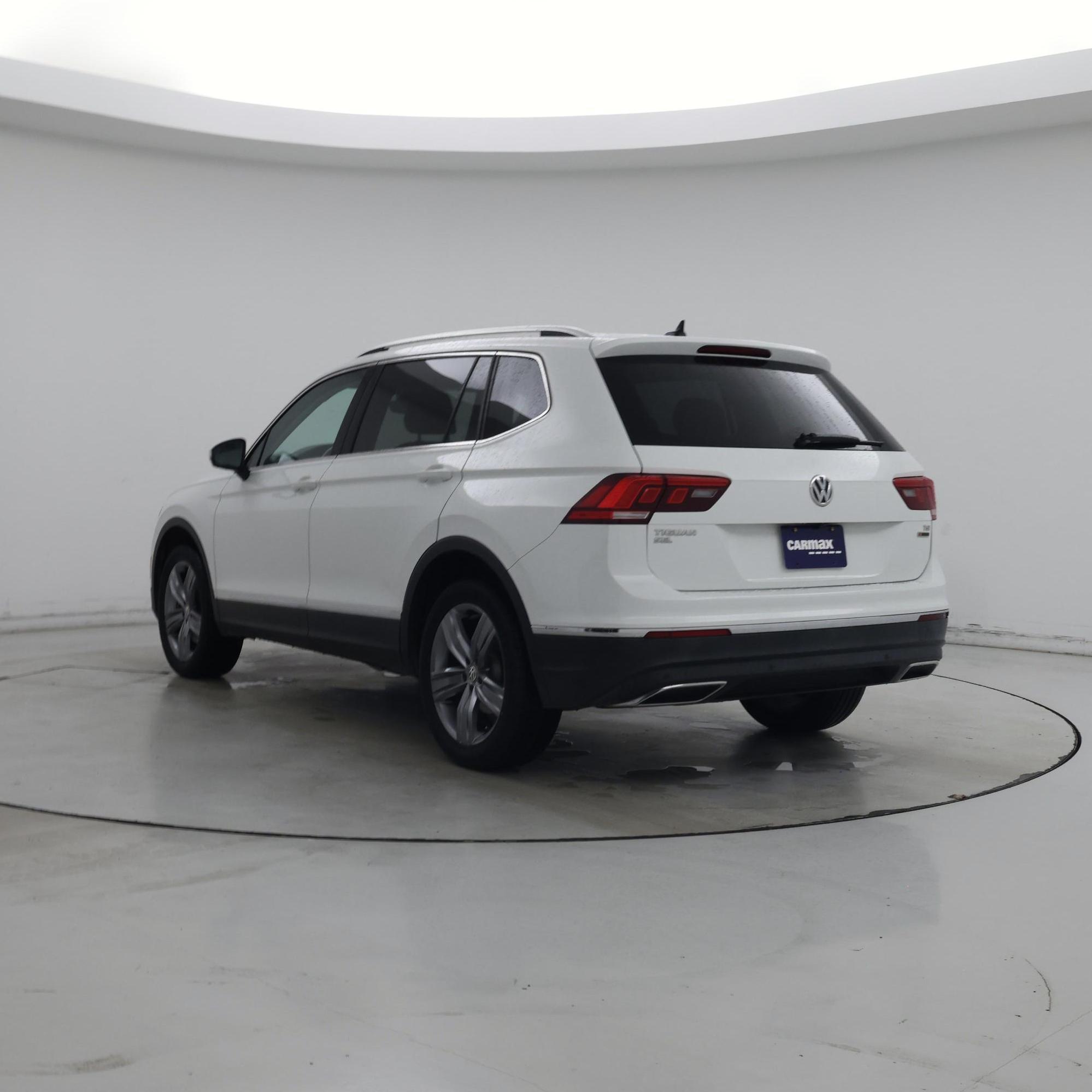 Thumbnail: 2018 Volkswagen Tiguan - 2