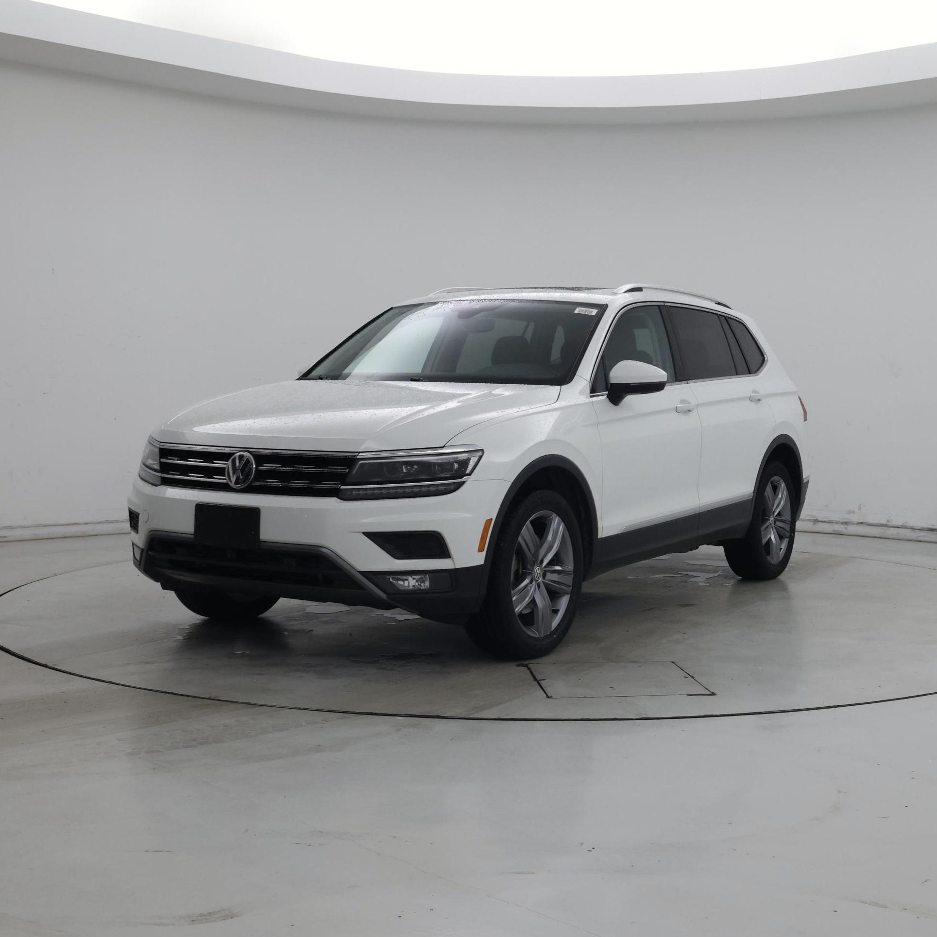 Thumbnail: 2018 Volkswagen Tiguan - 4